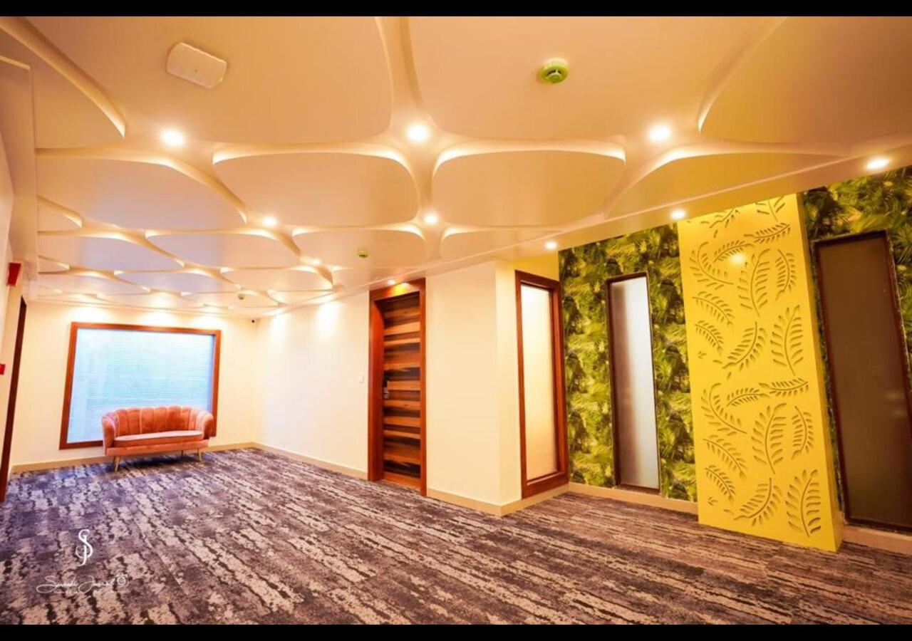 Deluxe Room - Photo 4