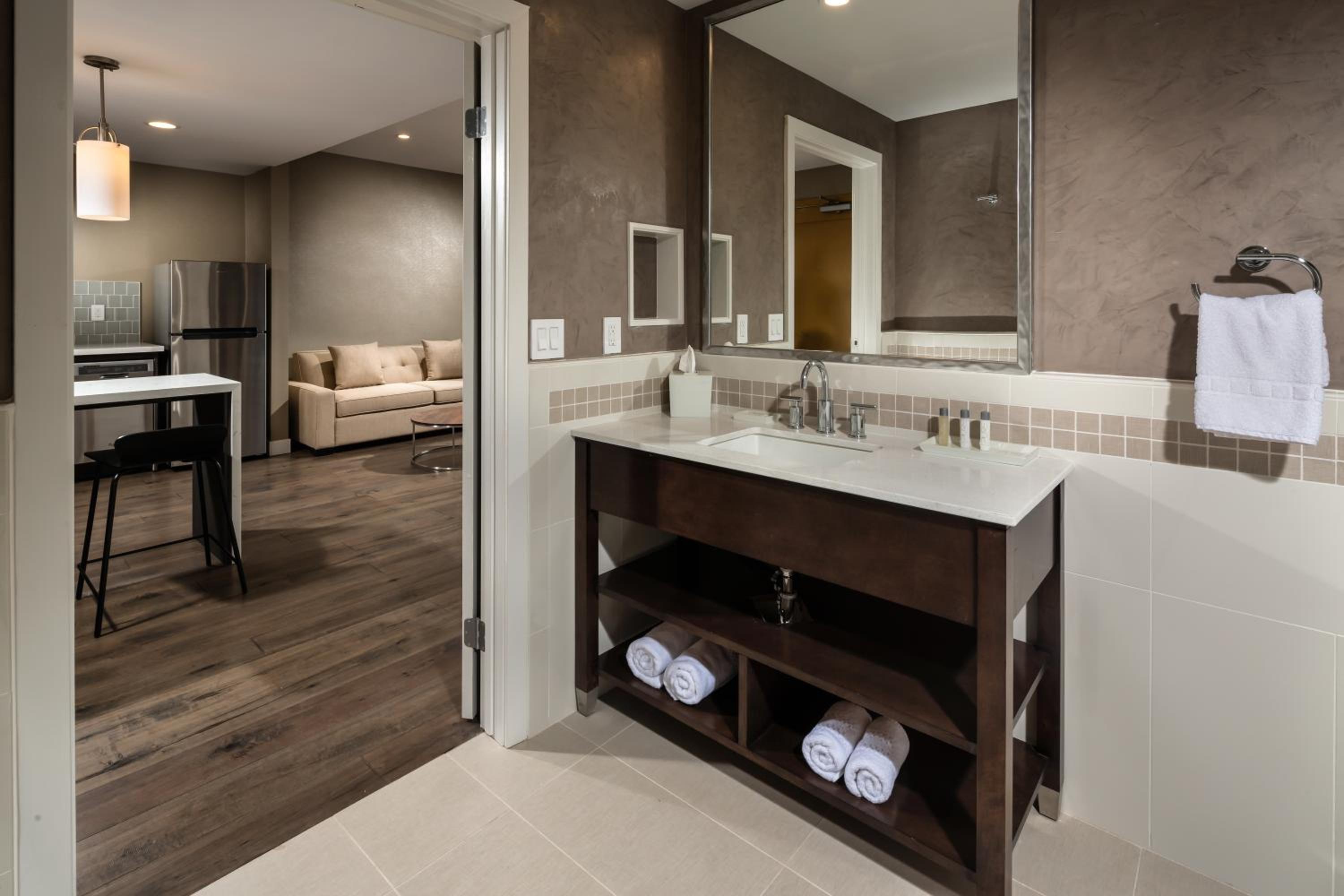 Presidential Suite - Disability Access