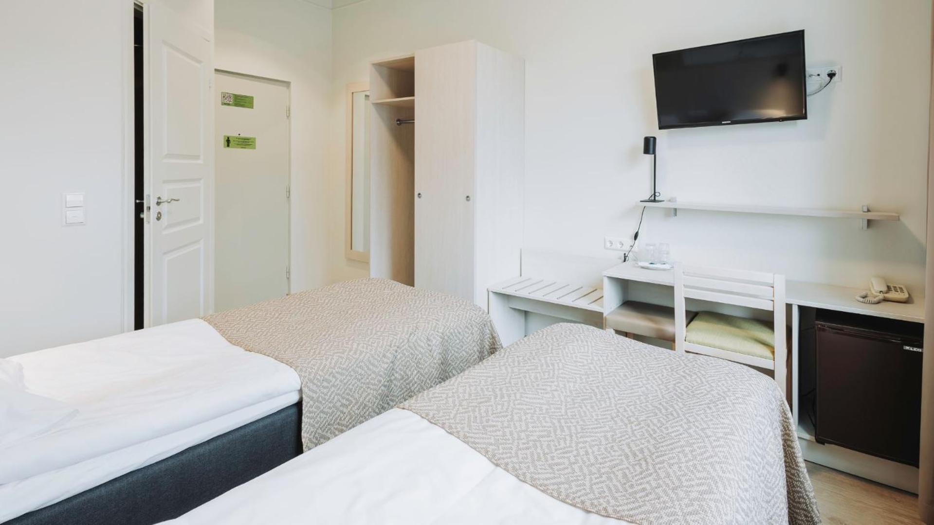 Standard Twin Room with Spa Access  - Photo 2
