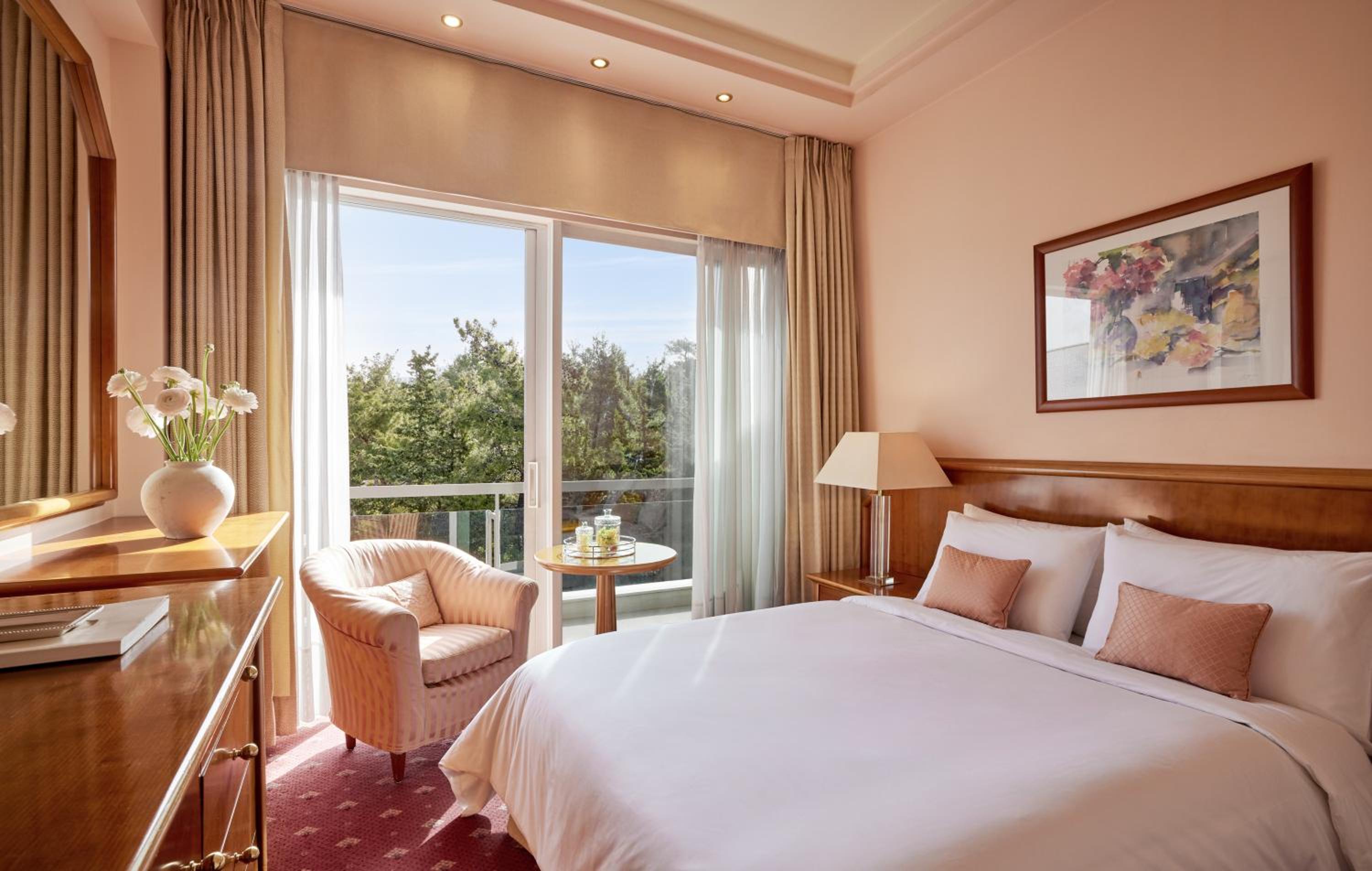Small Double Room - Photo 1