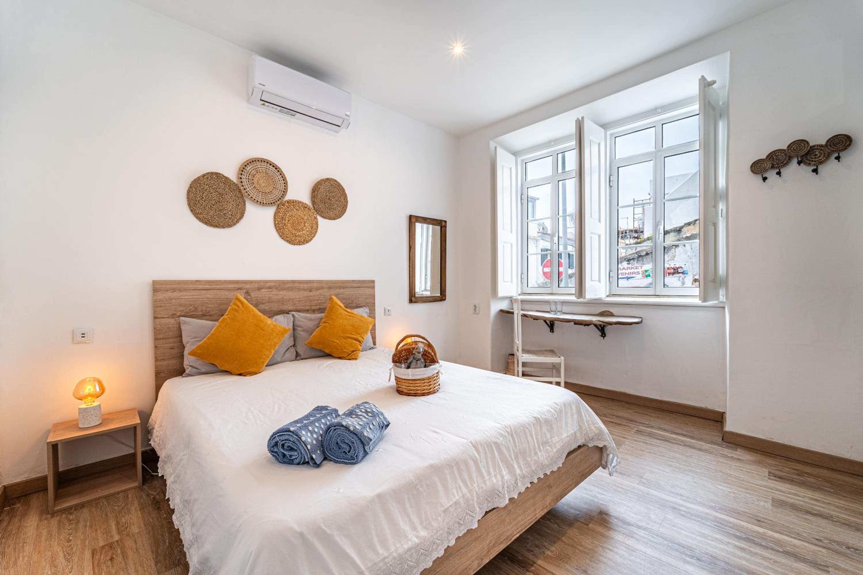 Double Room with Shared Bathroom