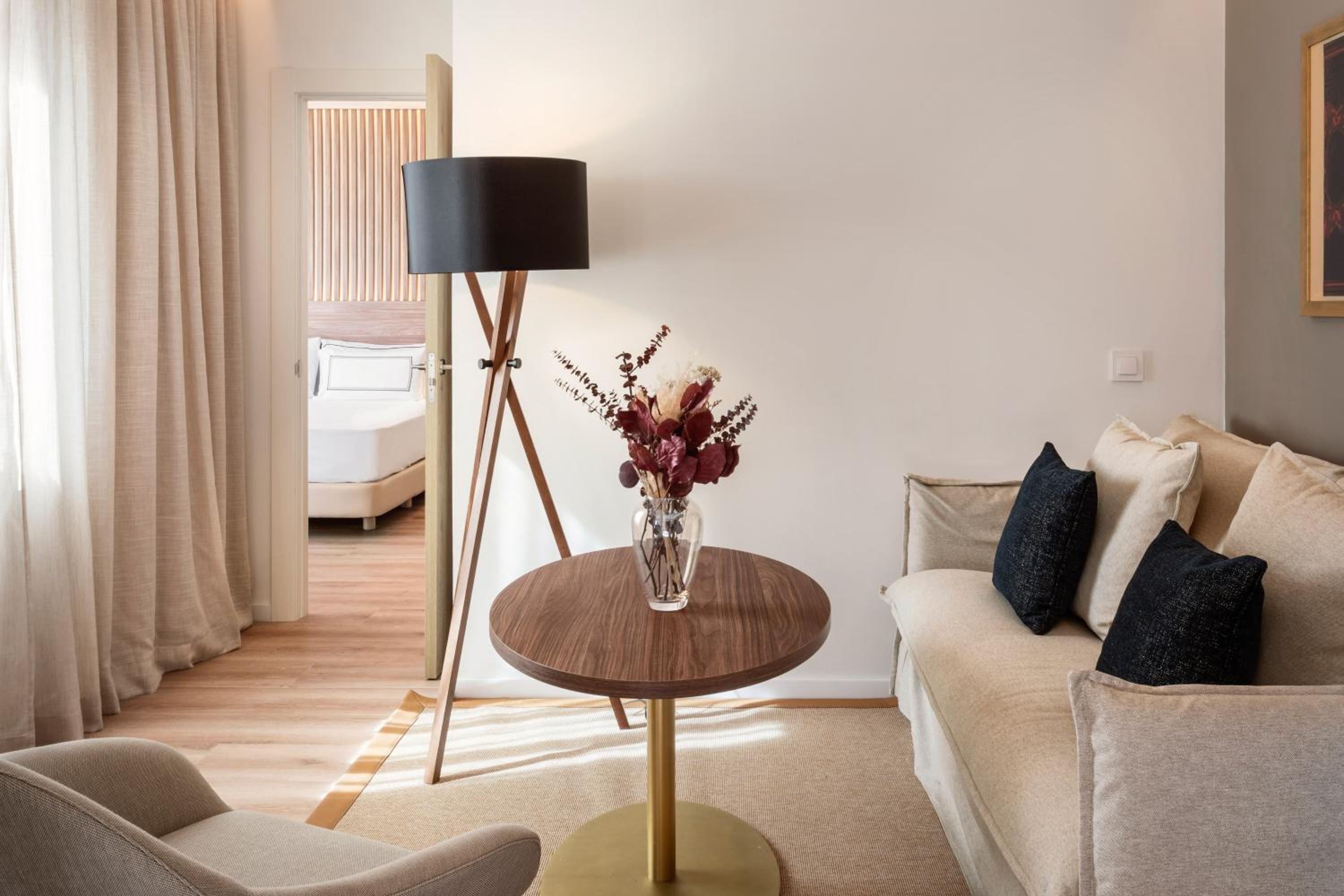Suite The Level With Terrace - Photo 9