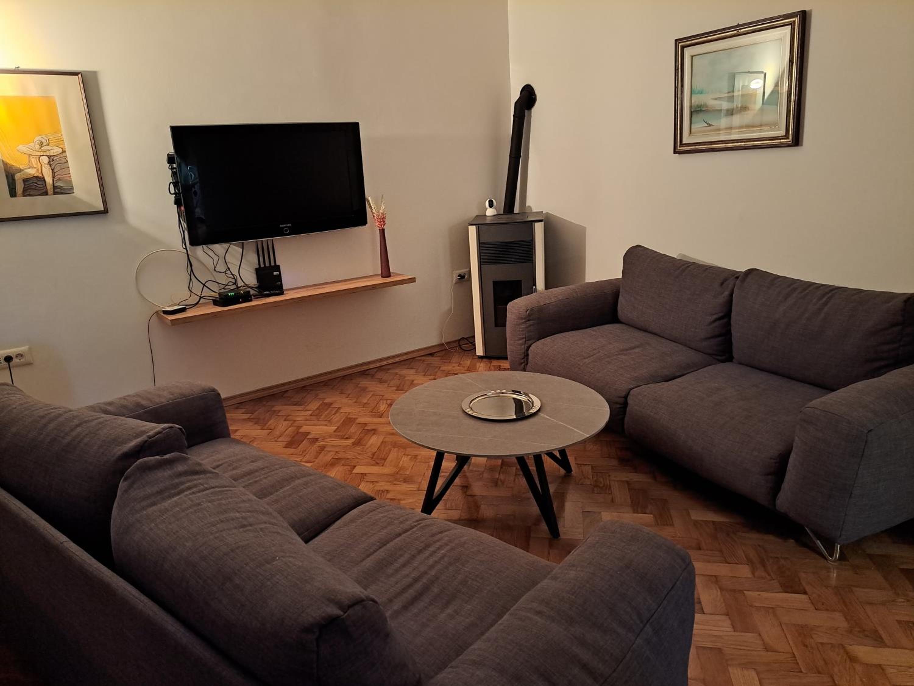 Deluxe One-Bedroom Apartment With Garden View