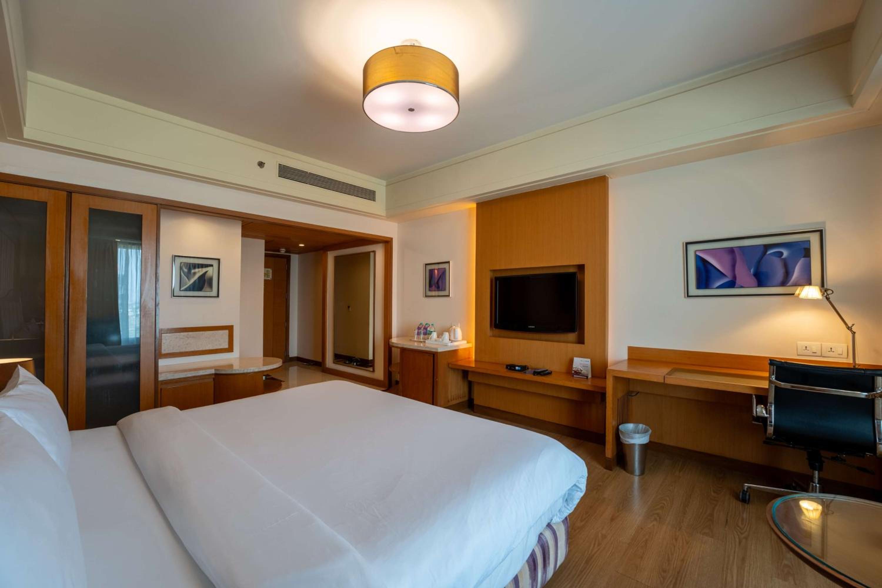 Superior Double or Twin Room - 10% Discount of Food & Soft Beverages - Photo 2