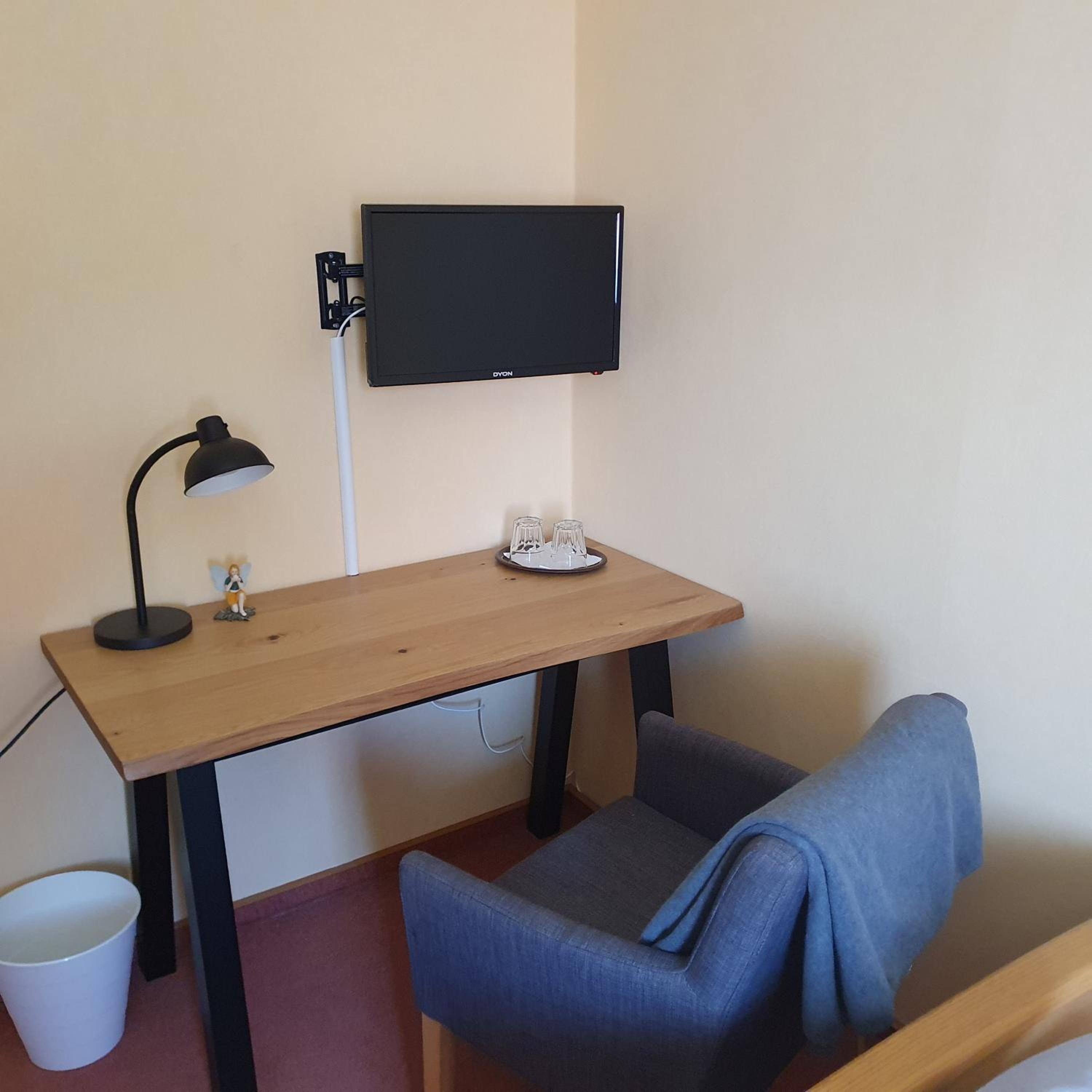 Single Room photo 3