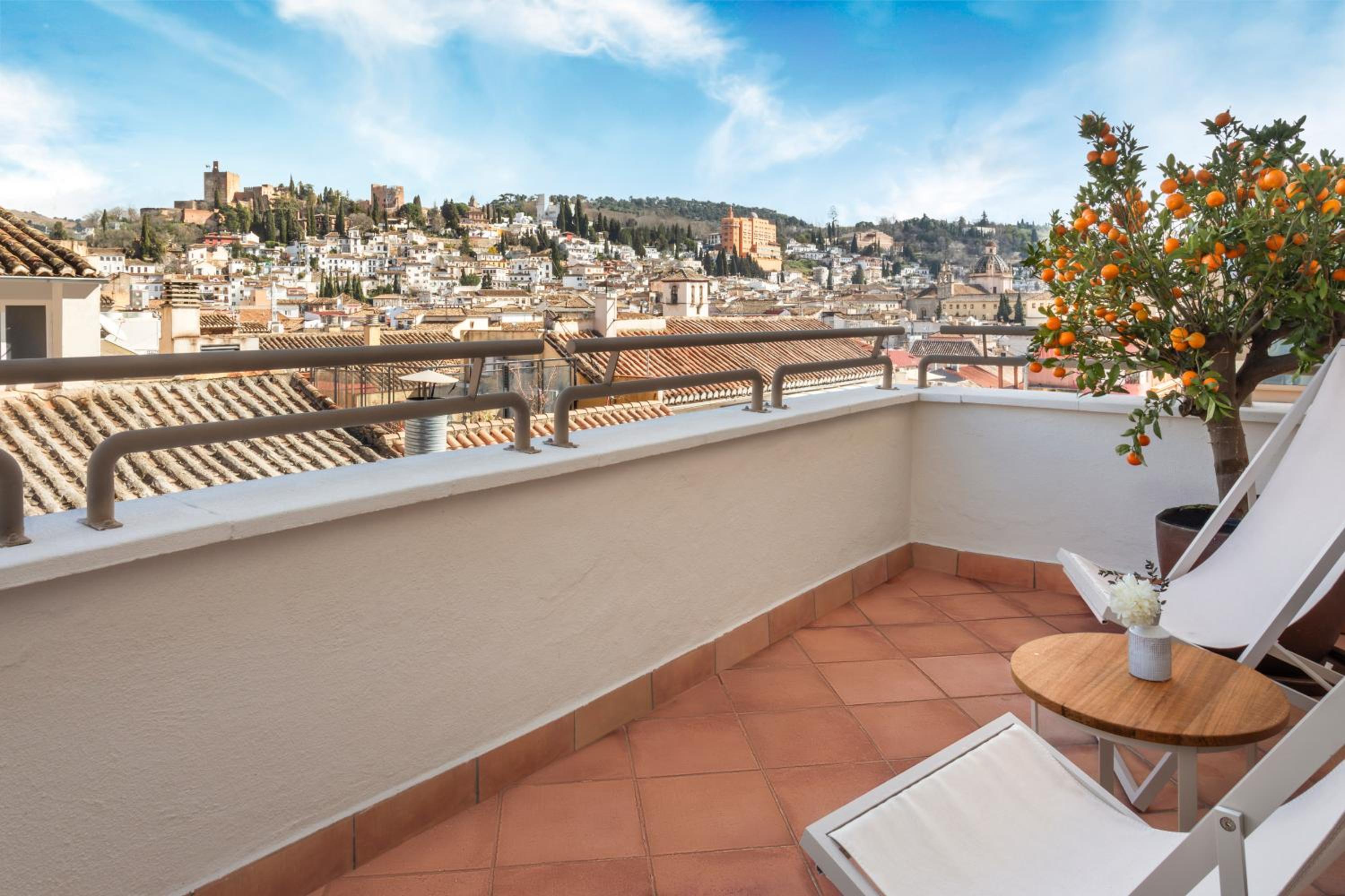 The Level Premium Room with Terrace - Photo 9