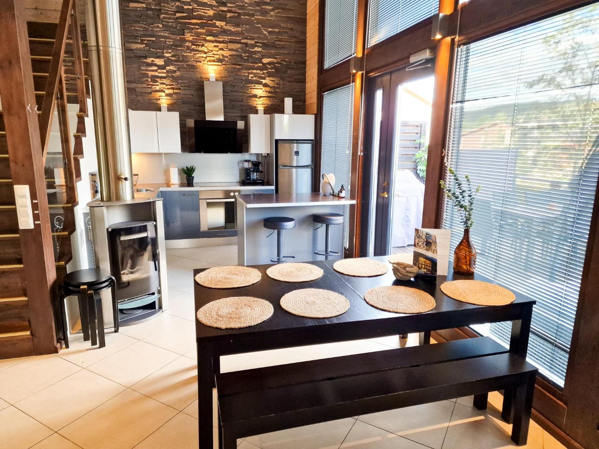 Villa photo 2