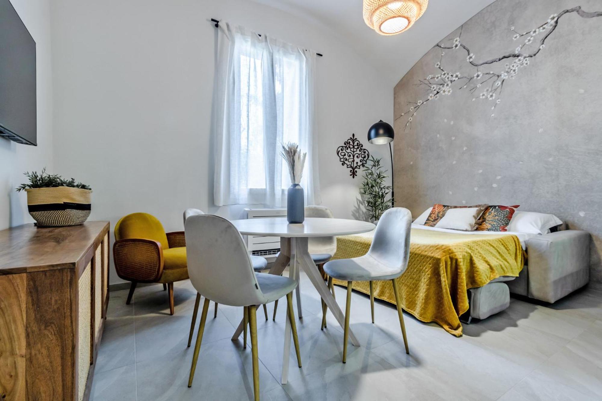 One-Bedroom Apartment - Photo 7
