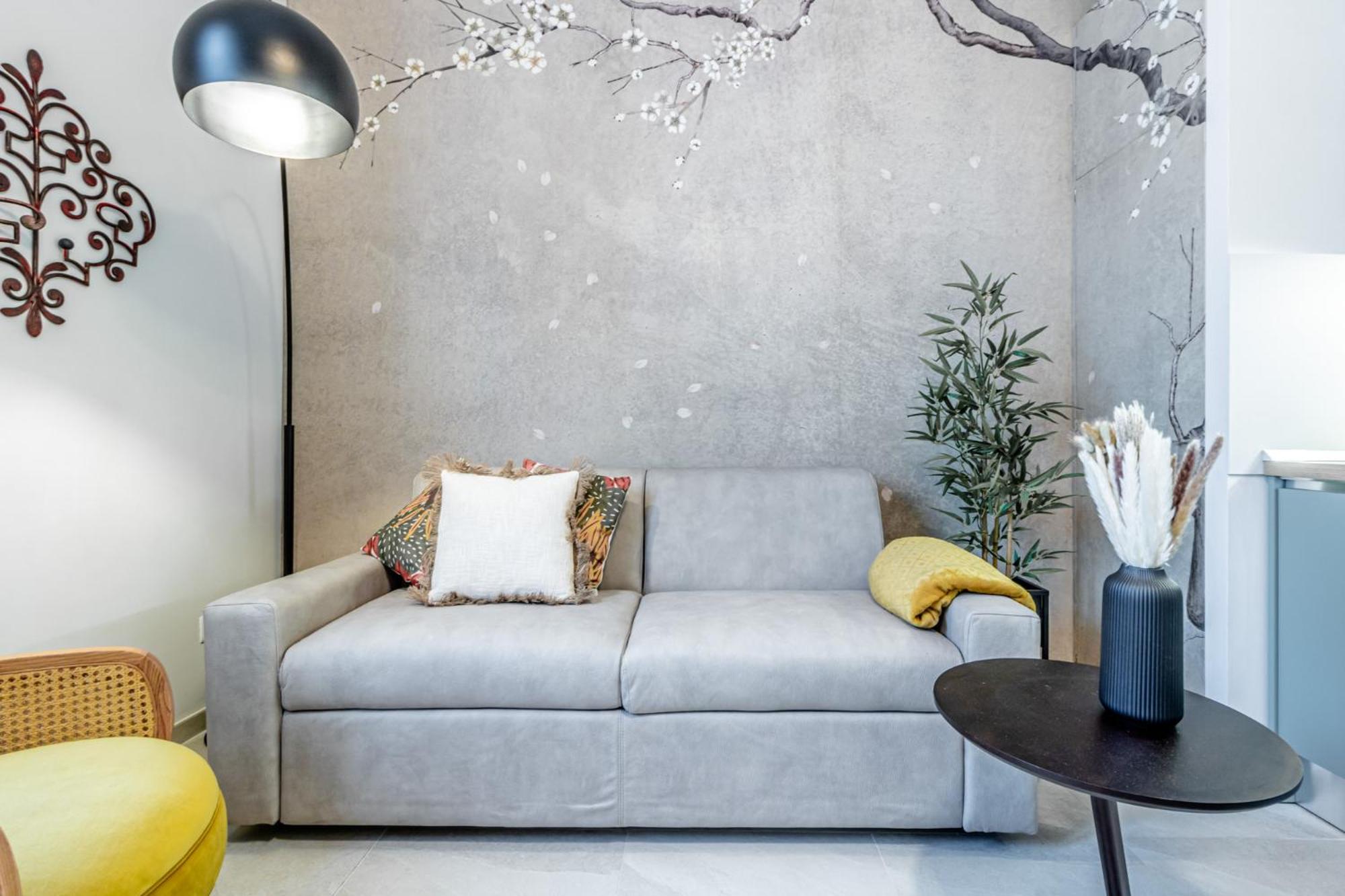 One-Bedroom Apartment - Photo 4