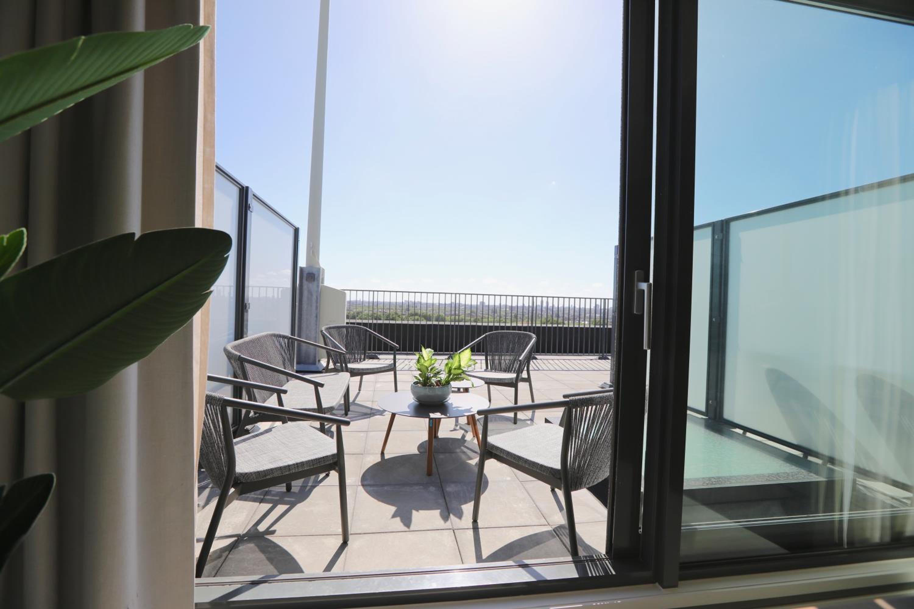 Penthouse with Roof Terrace photo 2