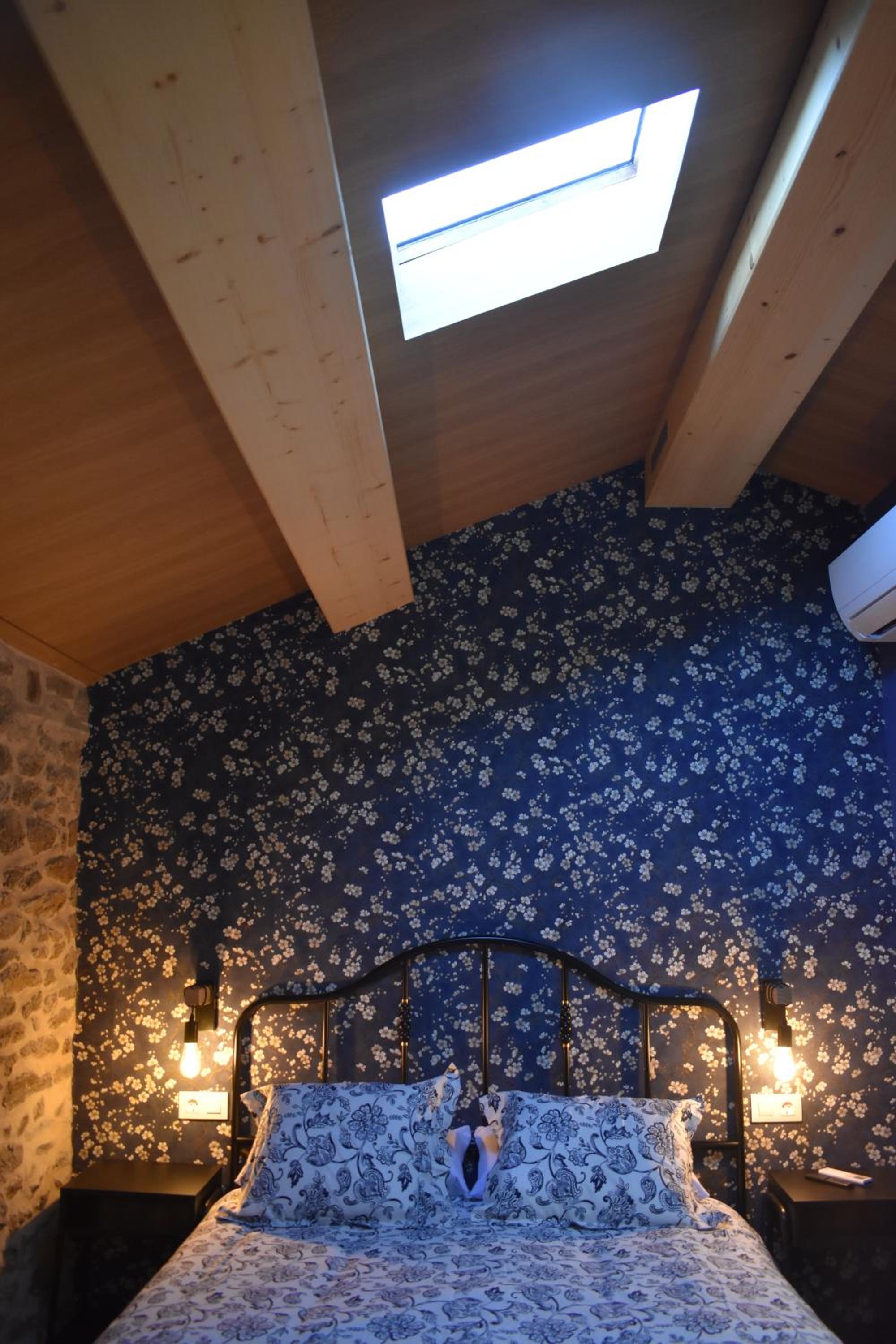 One-Bedroom House photo 3