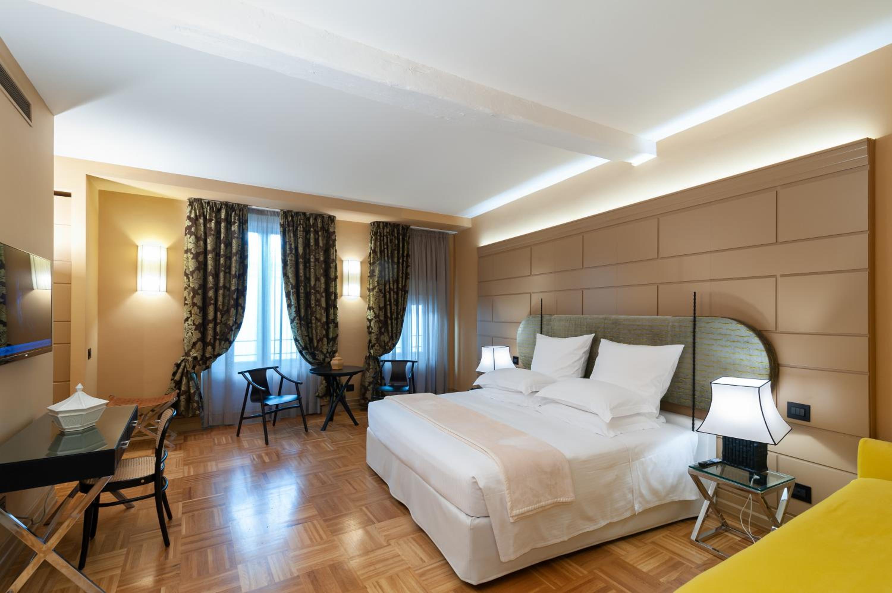Luxury Triple Room