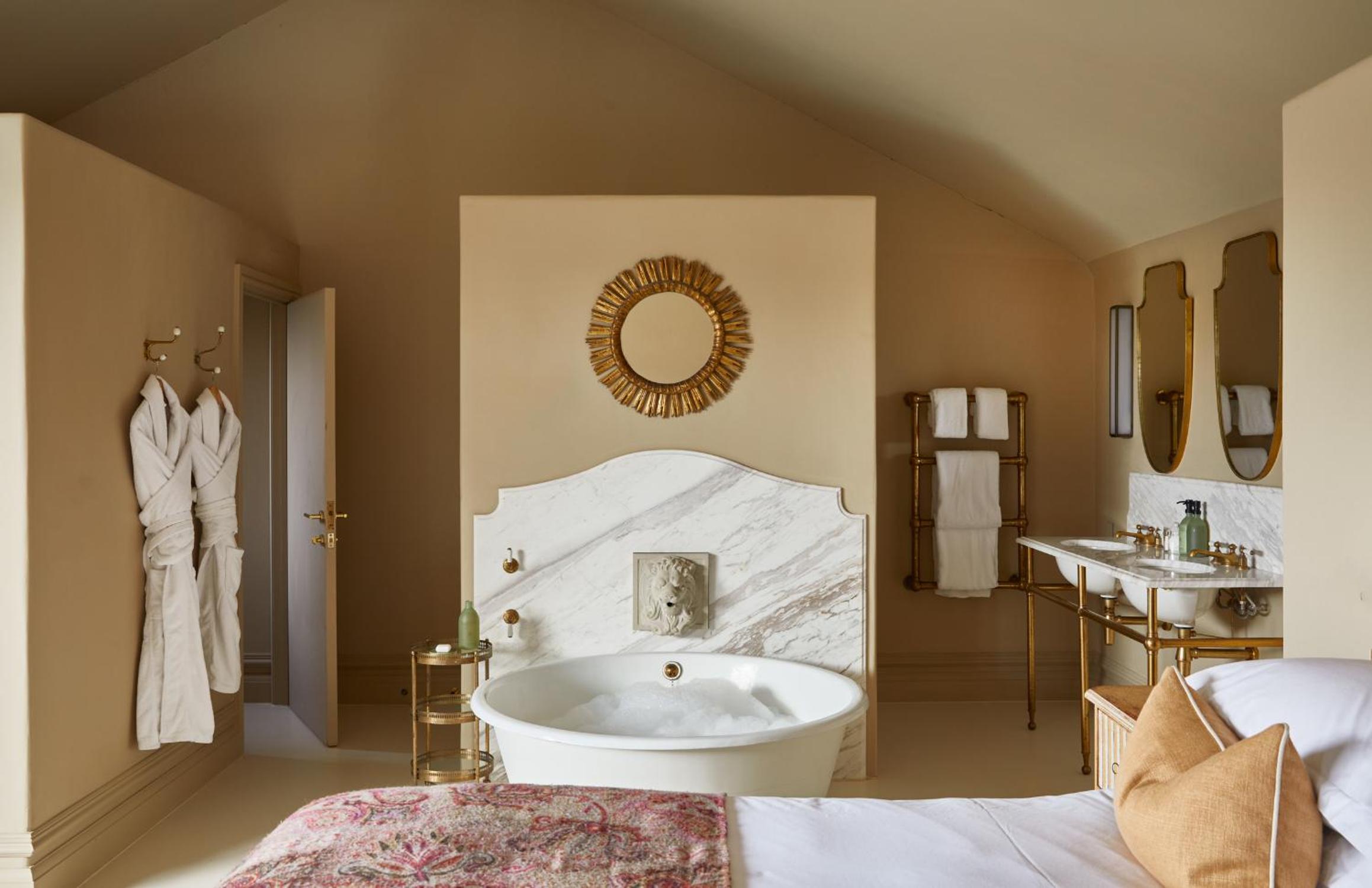 King Room with Garden View photo 3