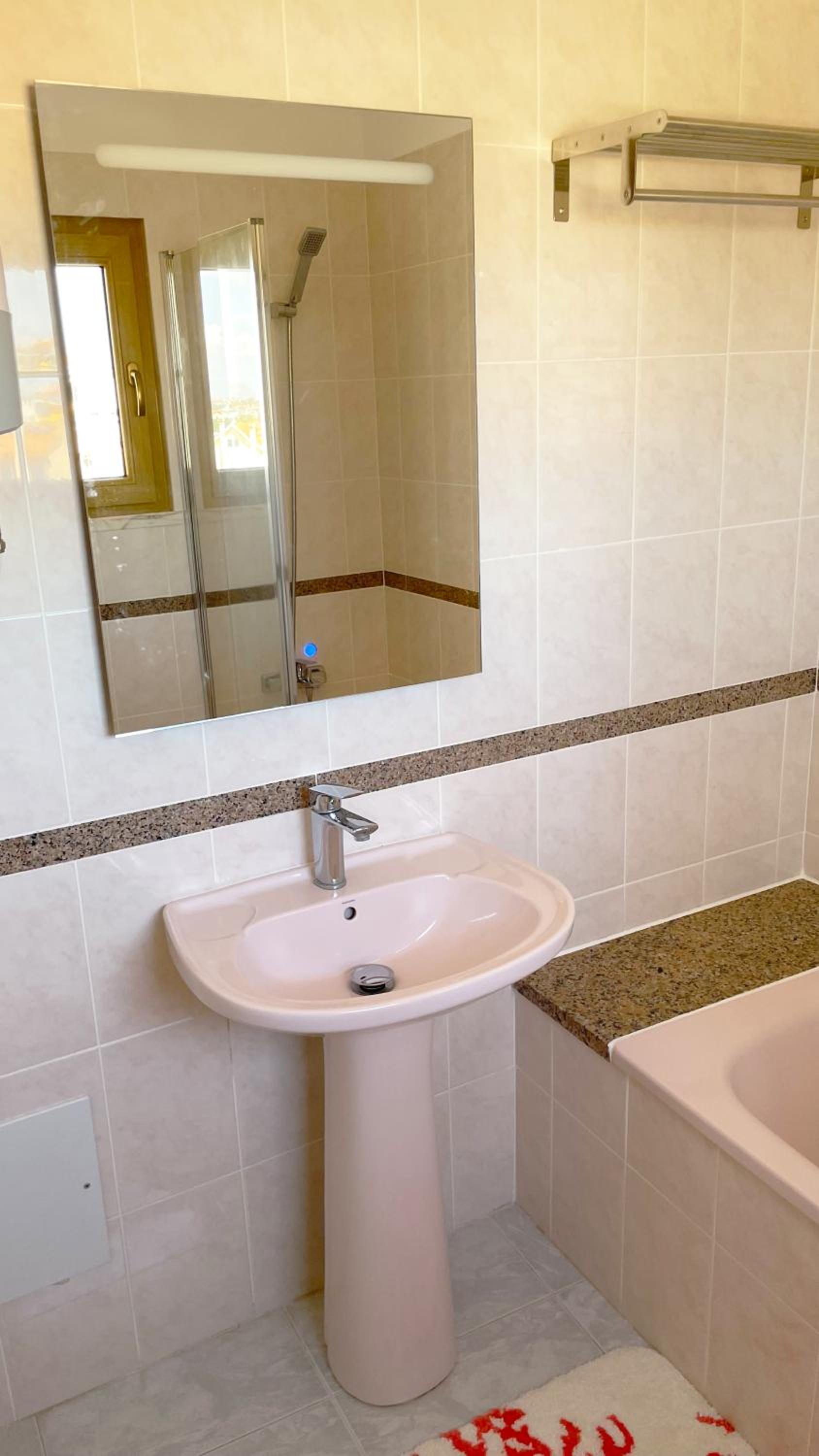 Double Room with Private Bathroom photo 2
