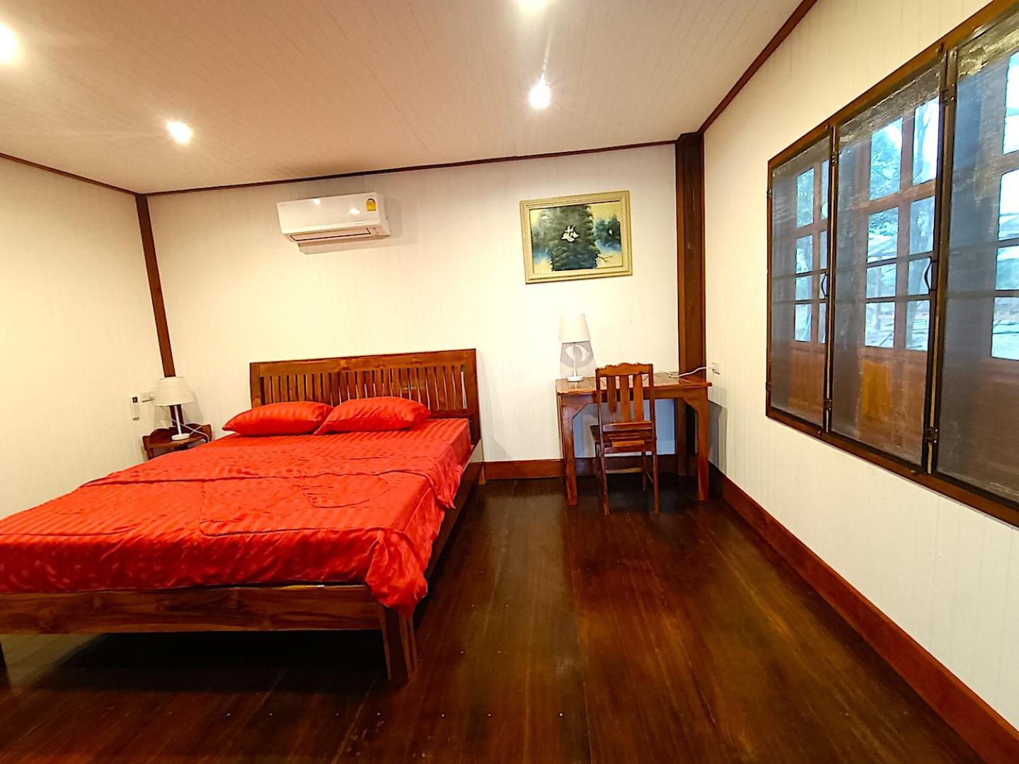 One-Bedroom Chalet - Photo 7