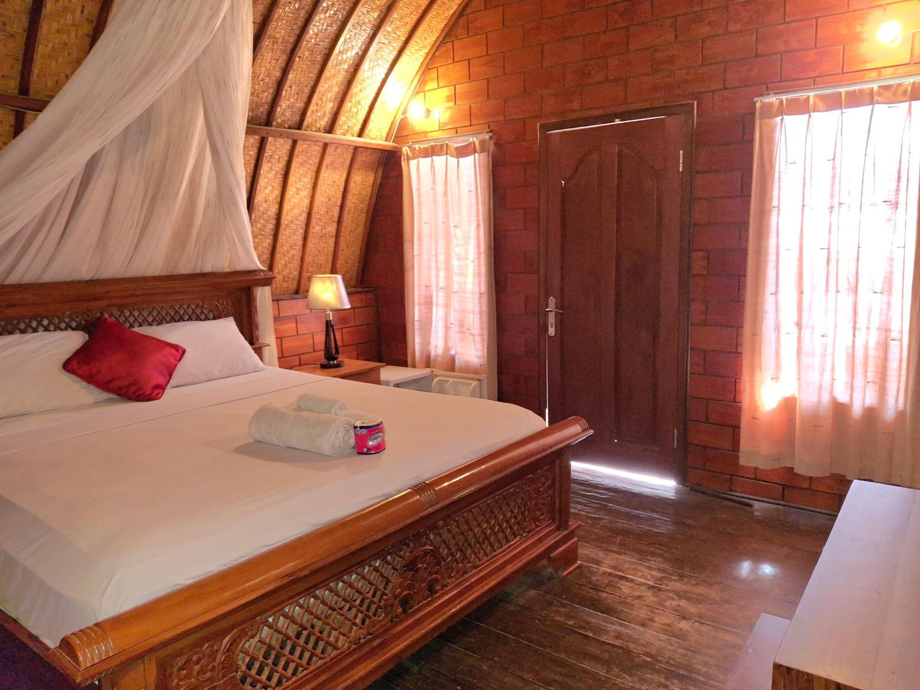 Bungalow with Sea View - Photo 7