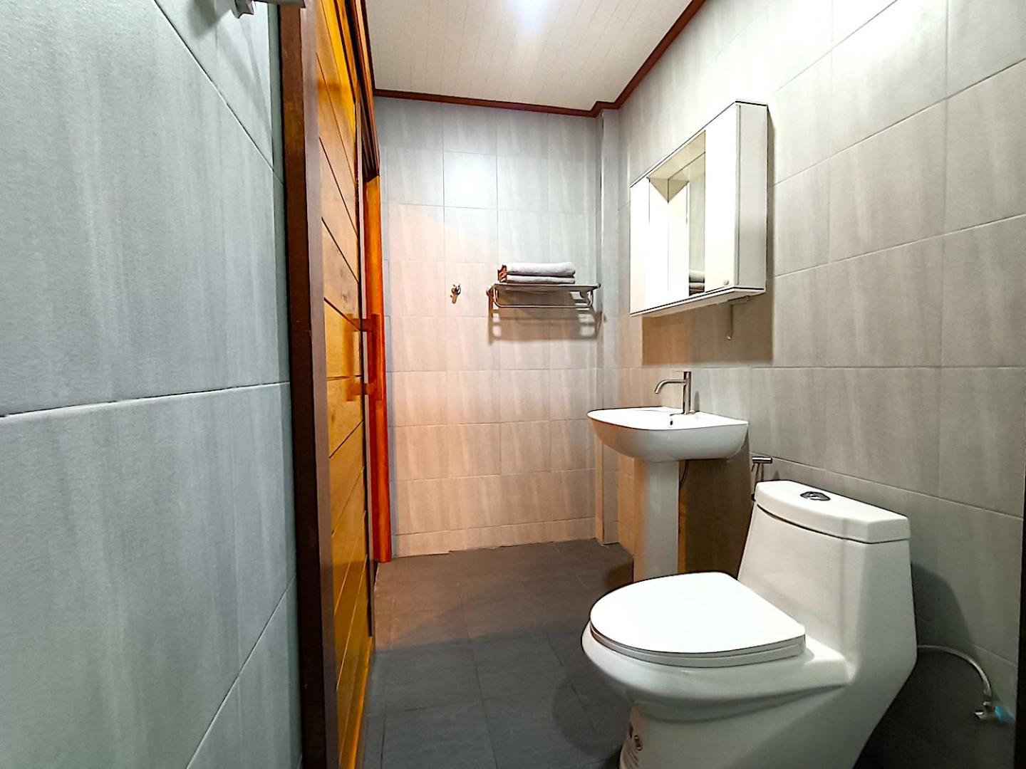One-Bedroom Chalet - Photo 4