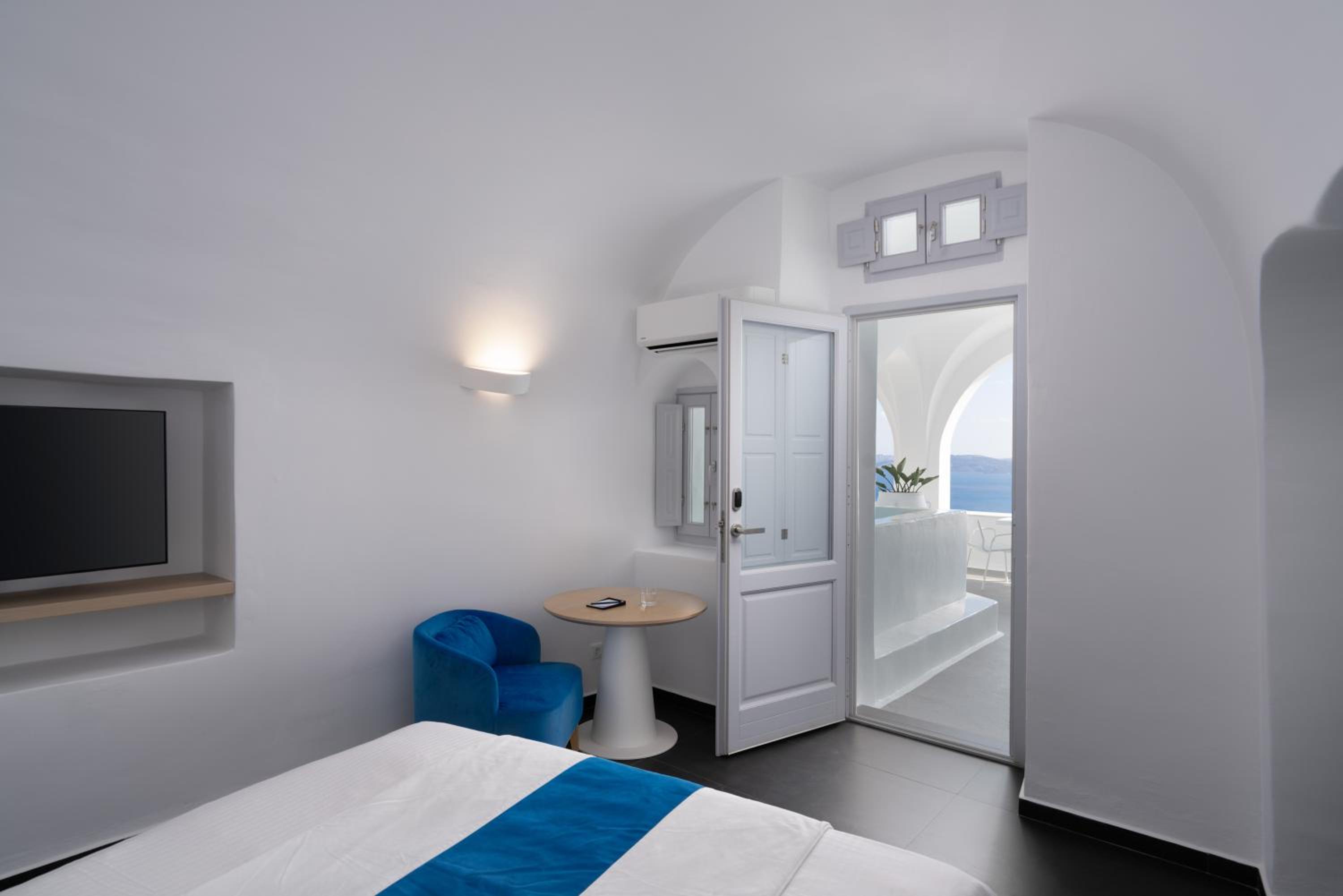 Villa Suite with Open Air Jetted Tub photo 1