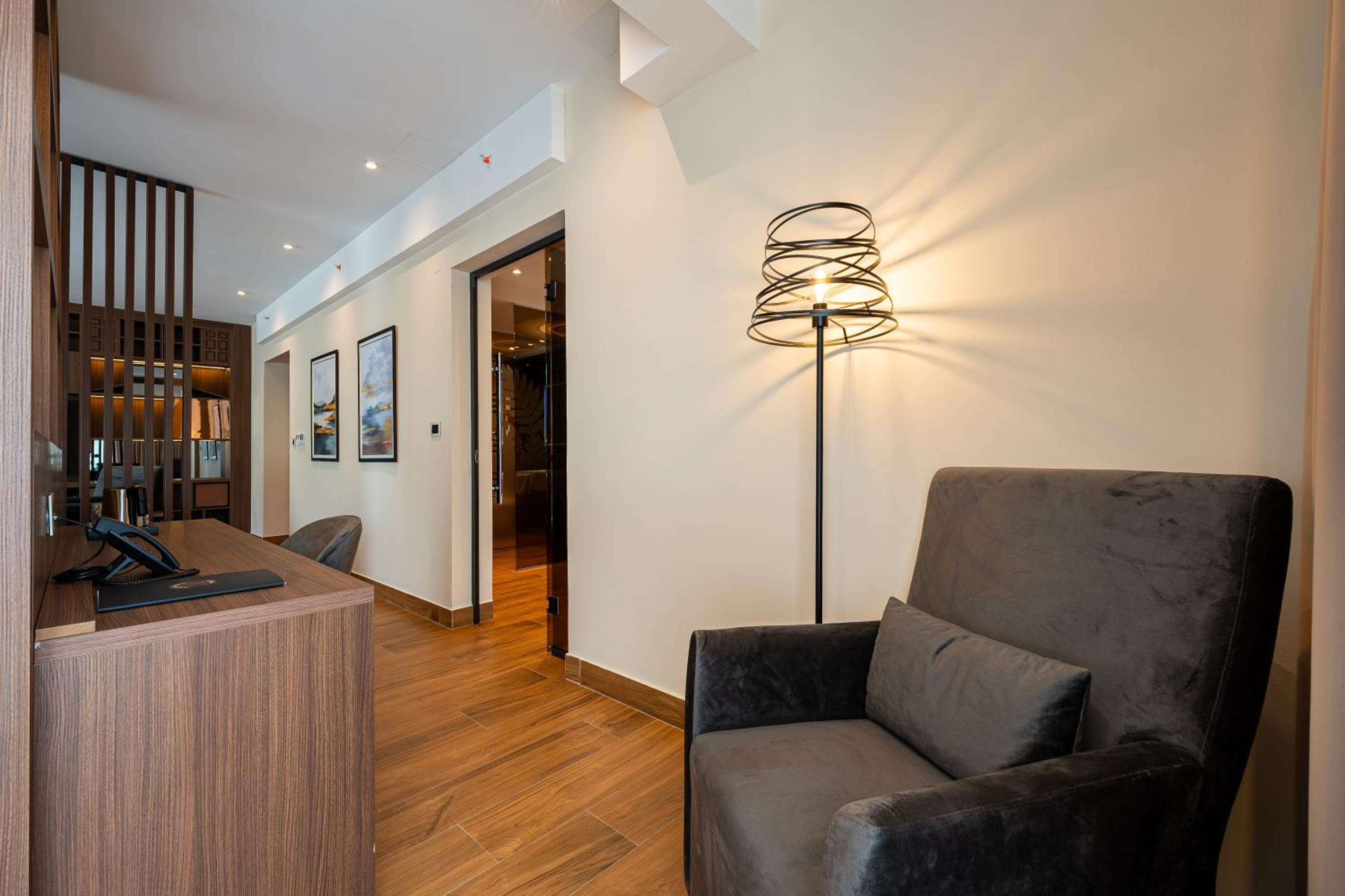 Deluxe Apartment