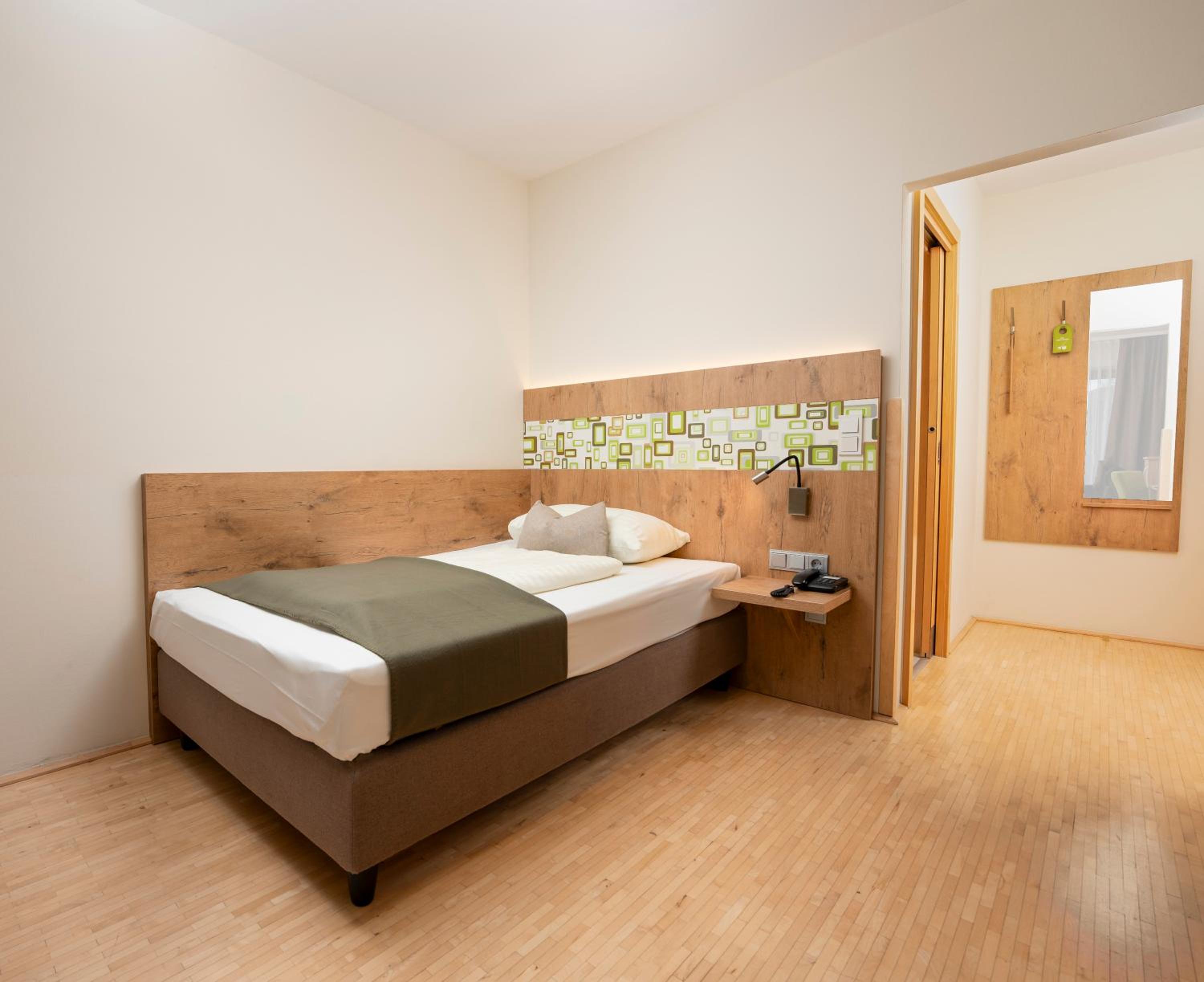 Single Room photo 1