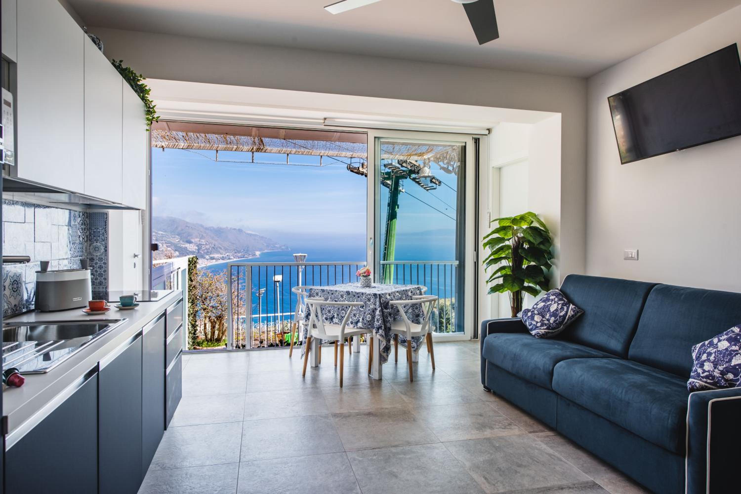 Apartment with Sea View