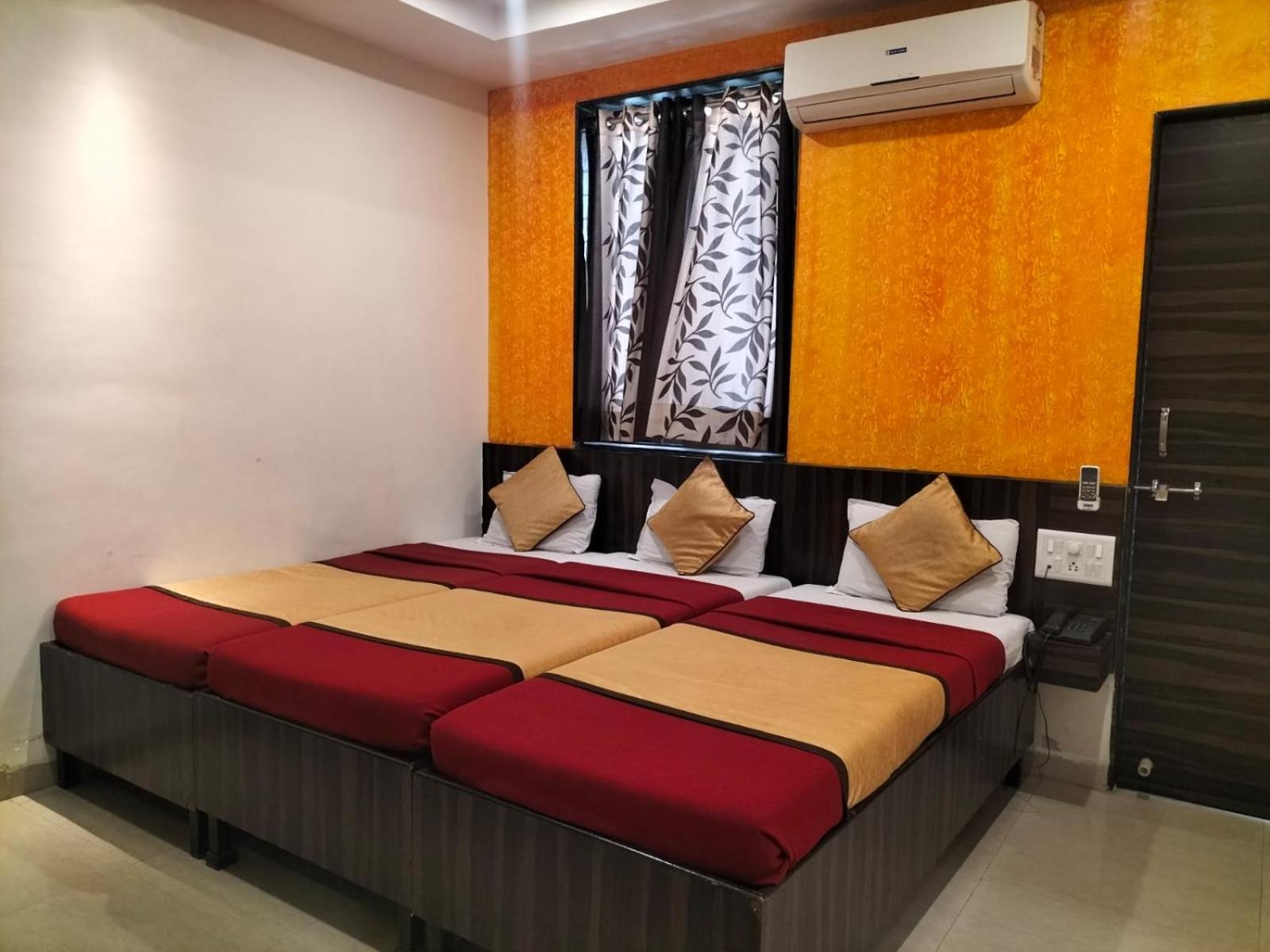 Budget Triple Room photo 2