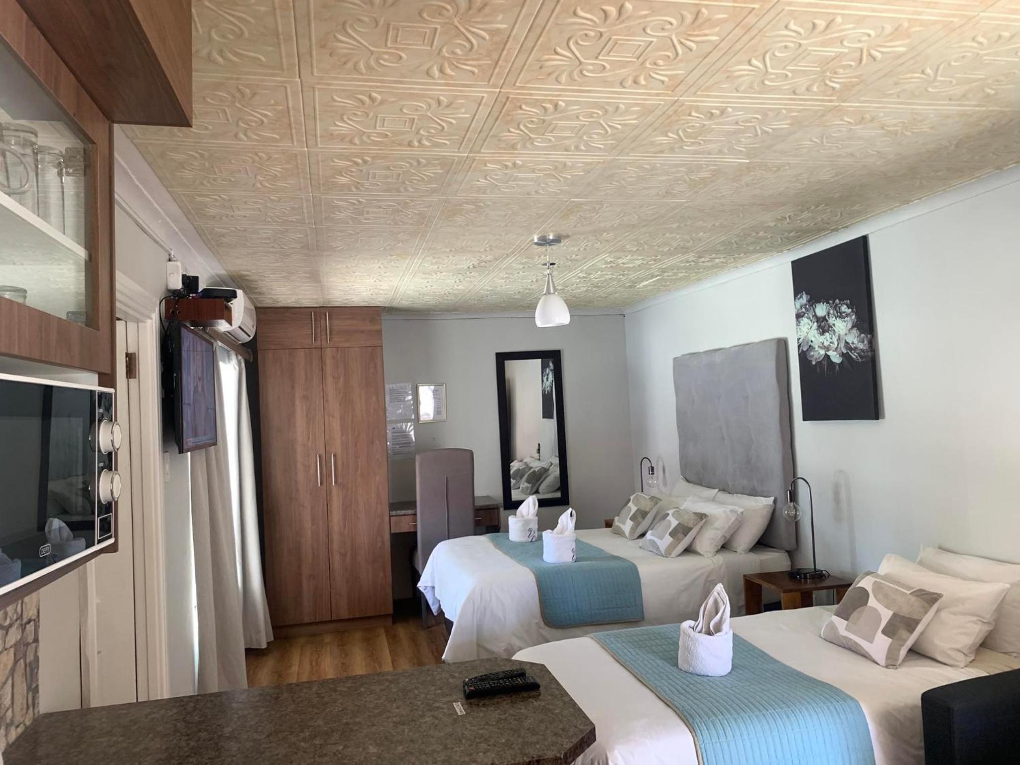 Luxury Triple Room