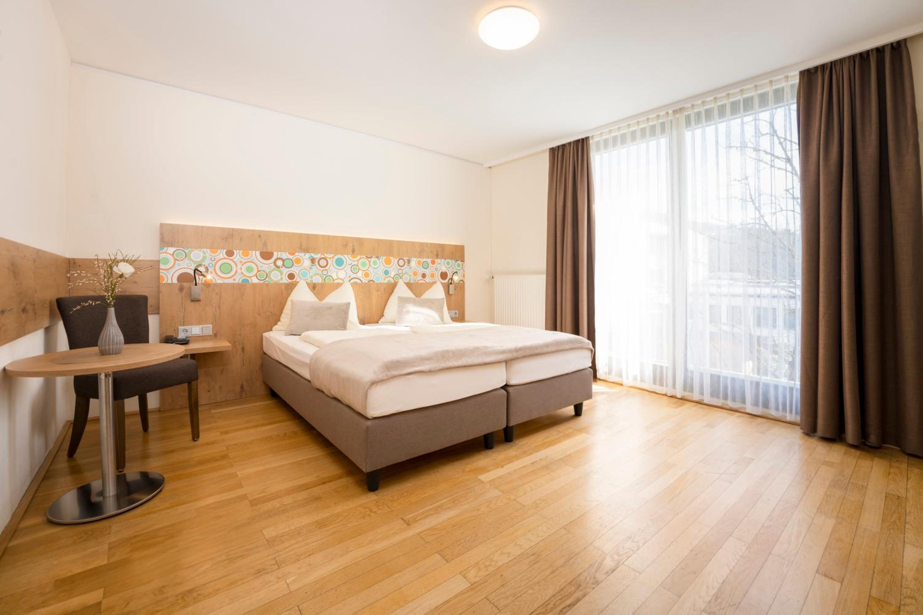 Basic Triple Room photo 1