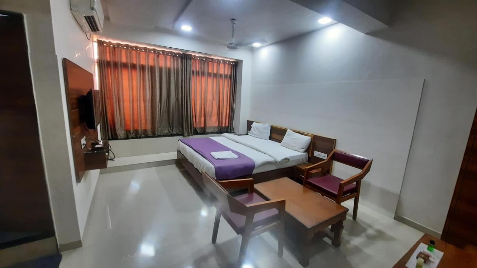 Deluxe Double Room photo 3