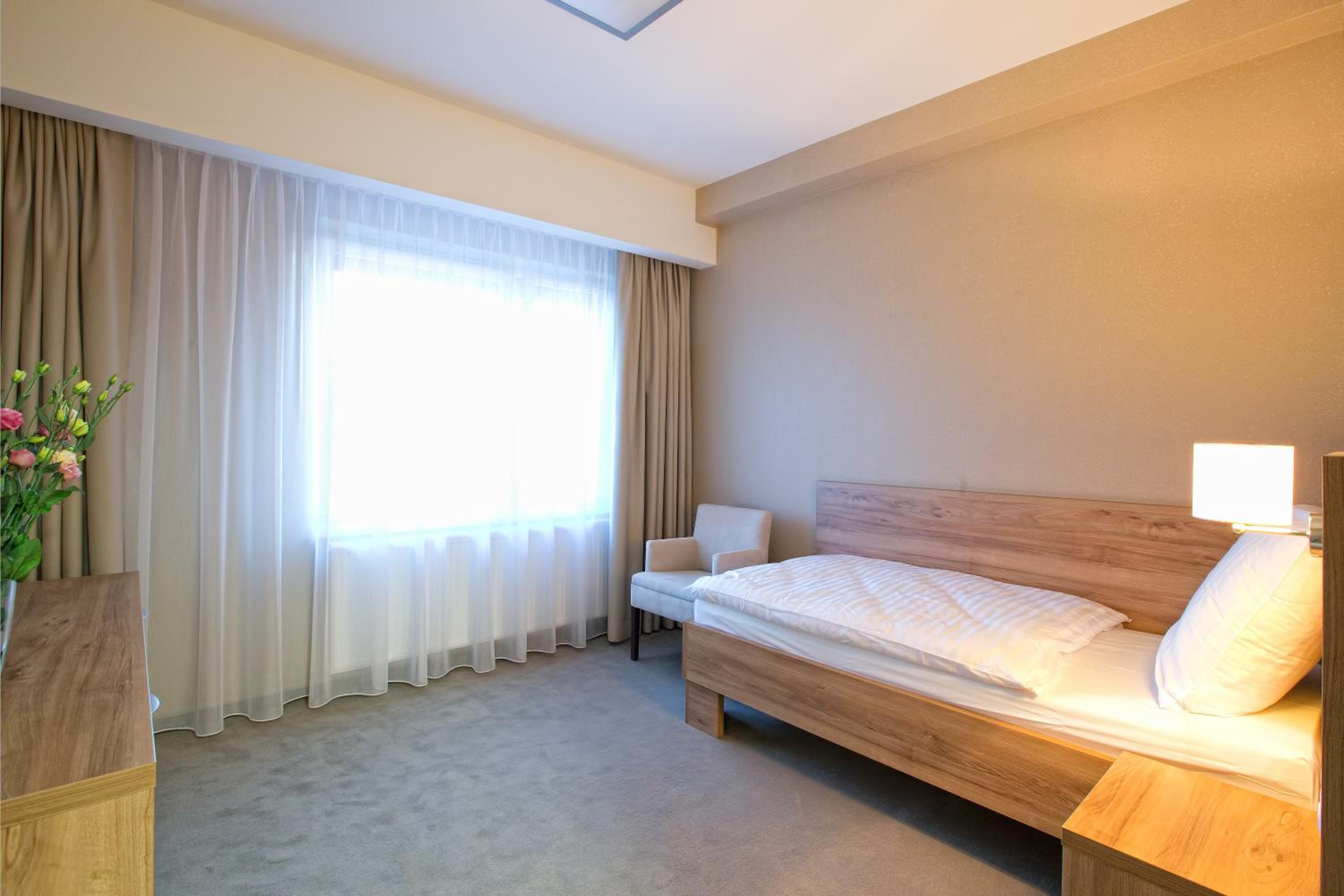 Budget Single Room photo 3