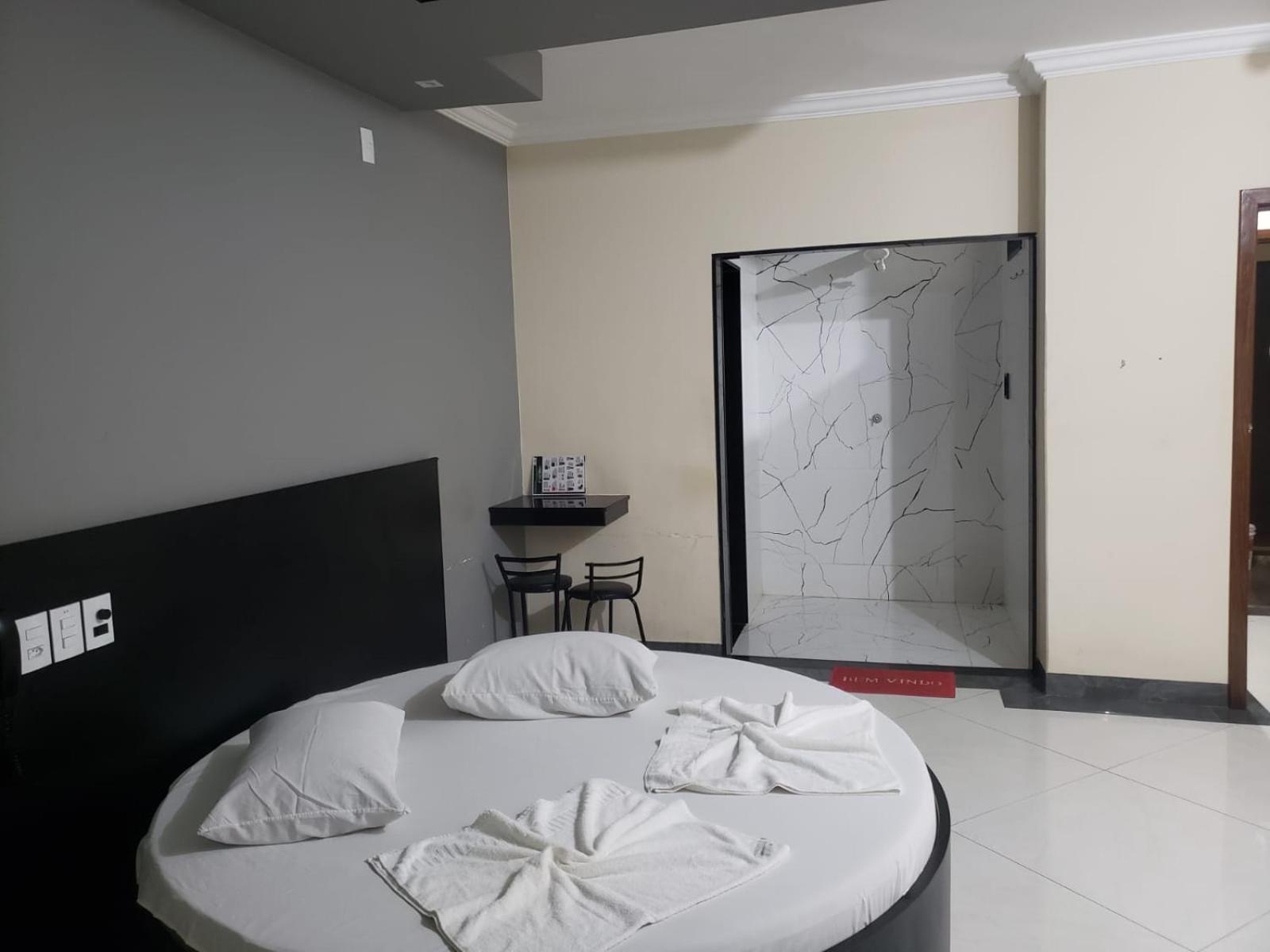 Deluxe Double Room with Balcony photo 3