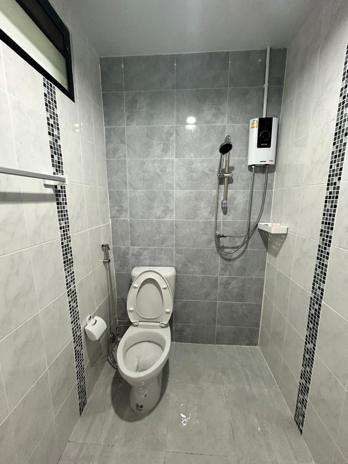 Standard Double Room - Photo 2