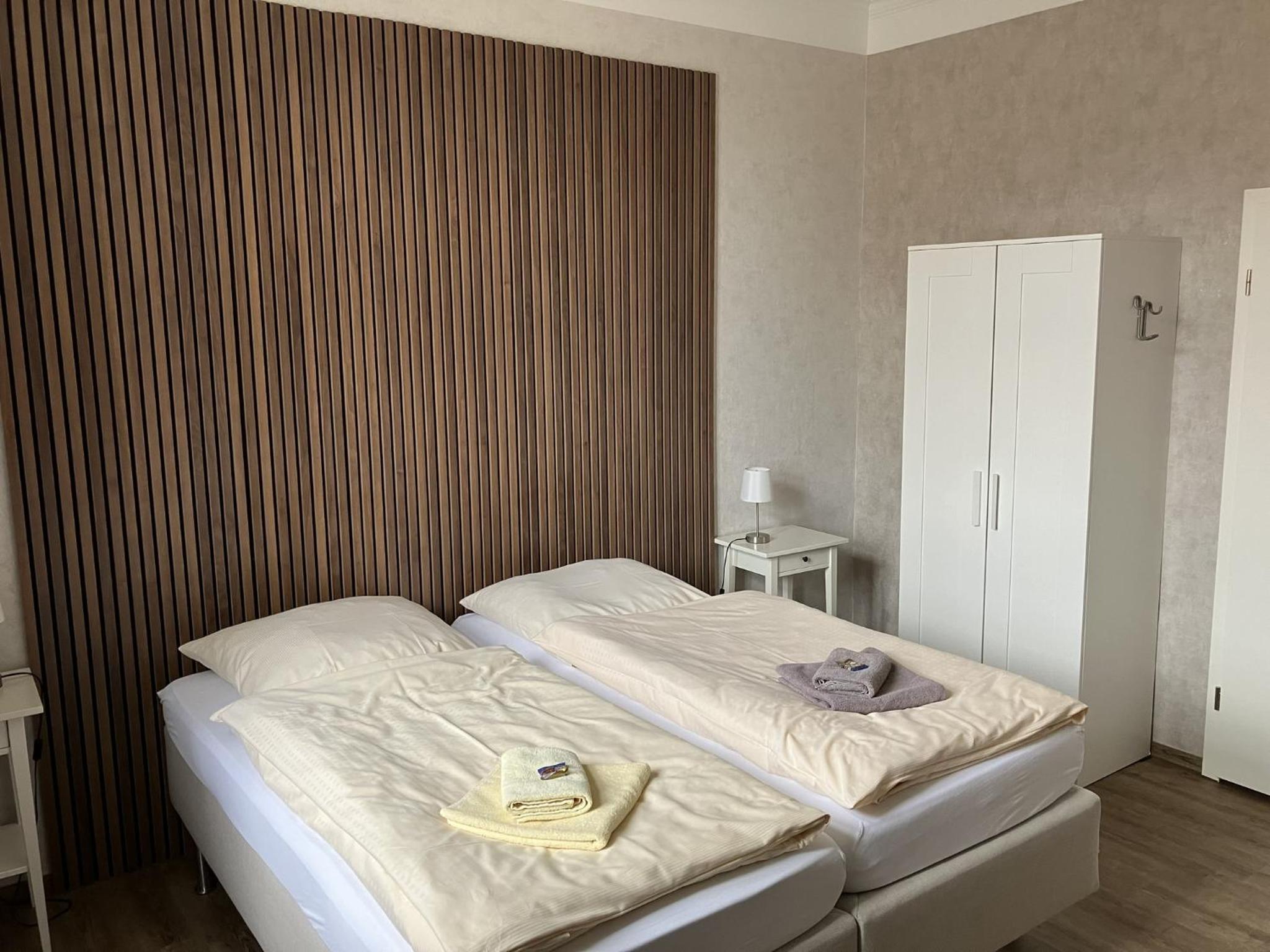 Double or Twin Room with Private Bathroom photo 2