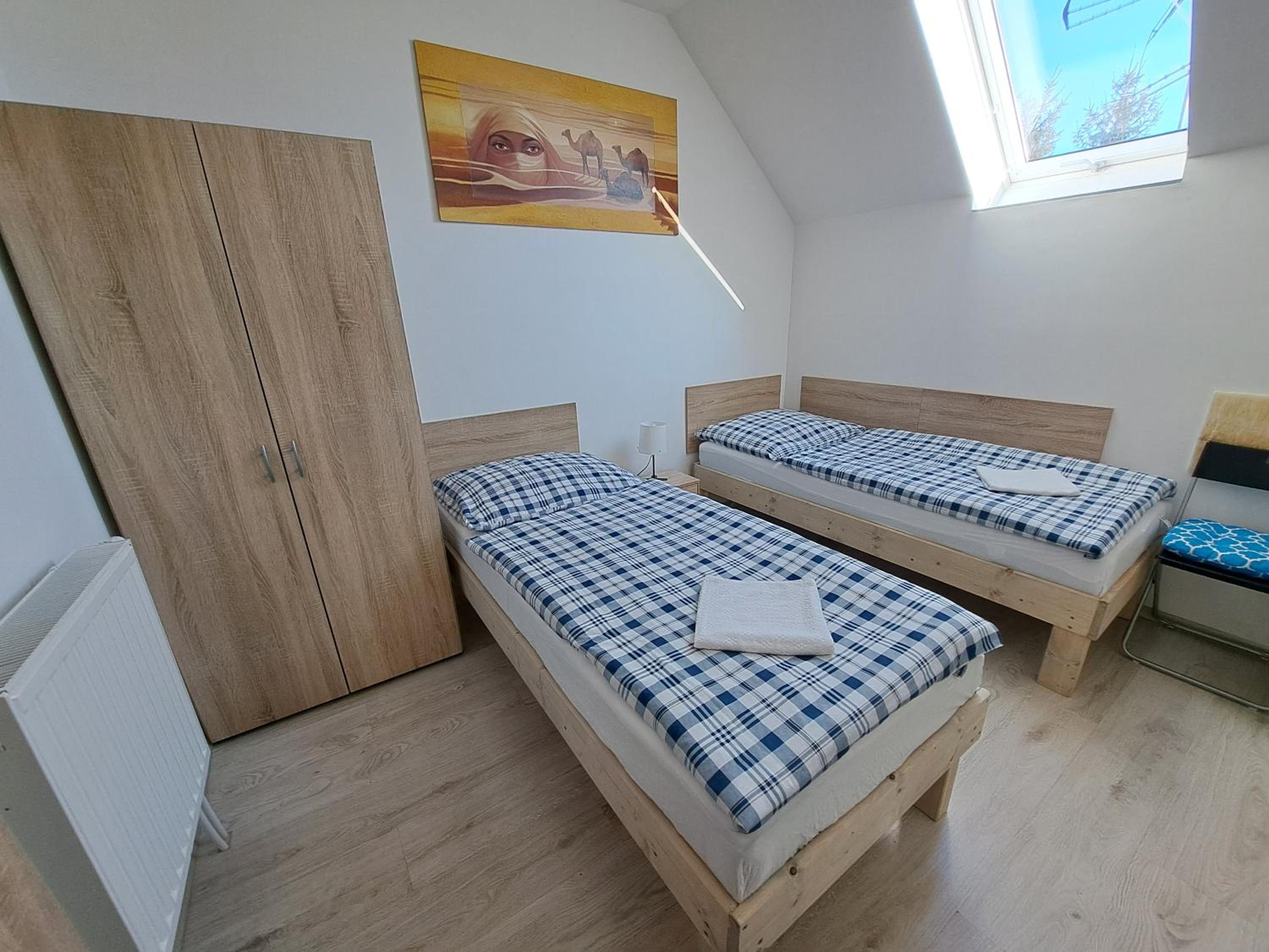 Small Twin Room photo 1