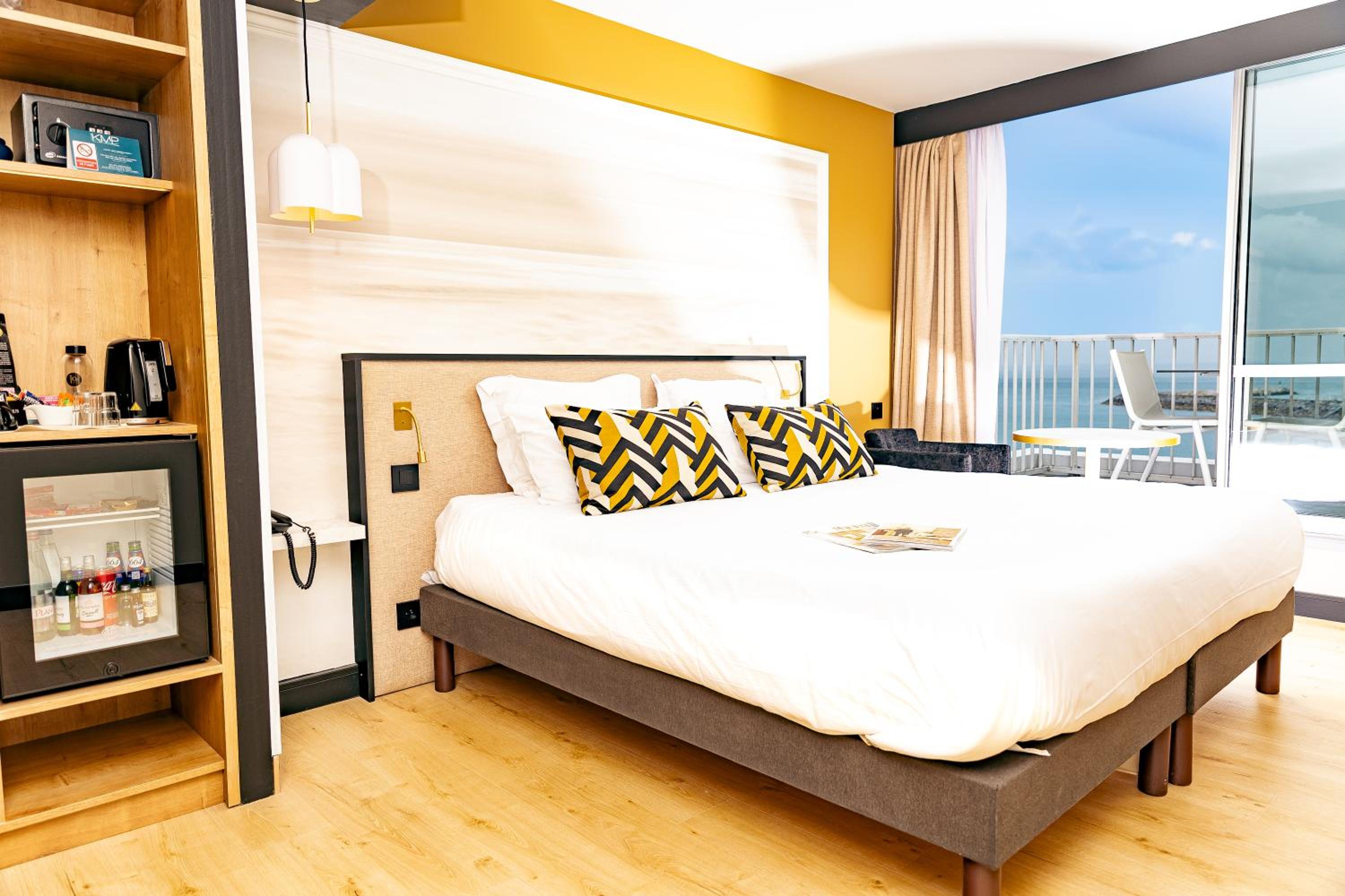 Prestige Double Room with Terrace and Sea View - Photo 2