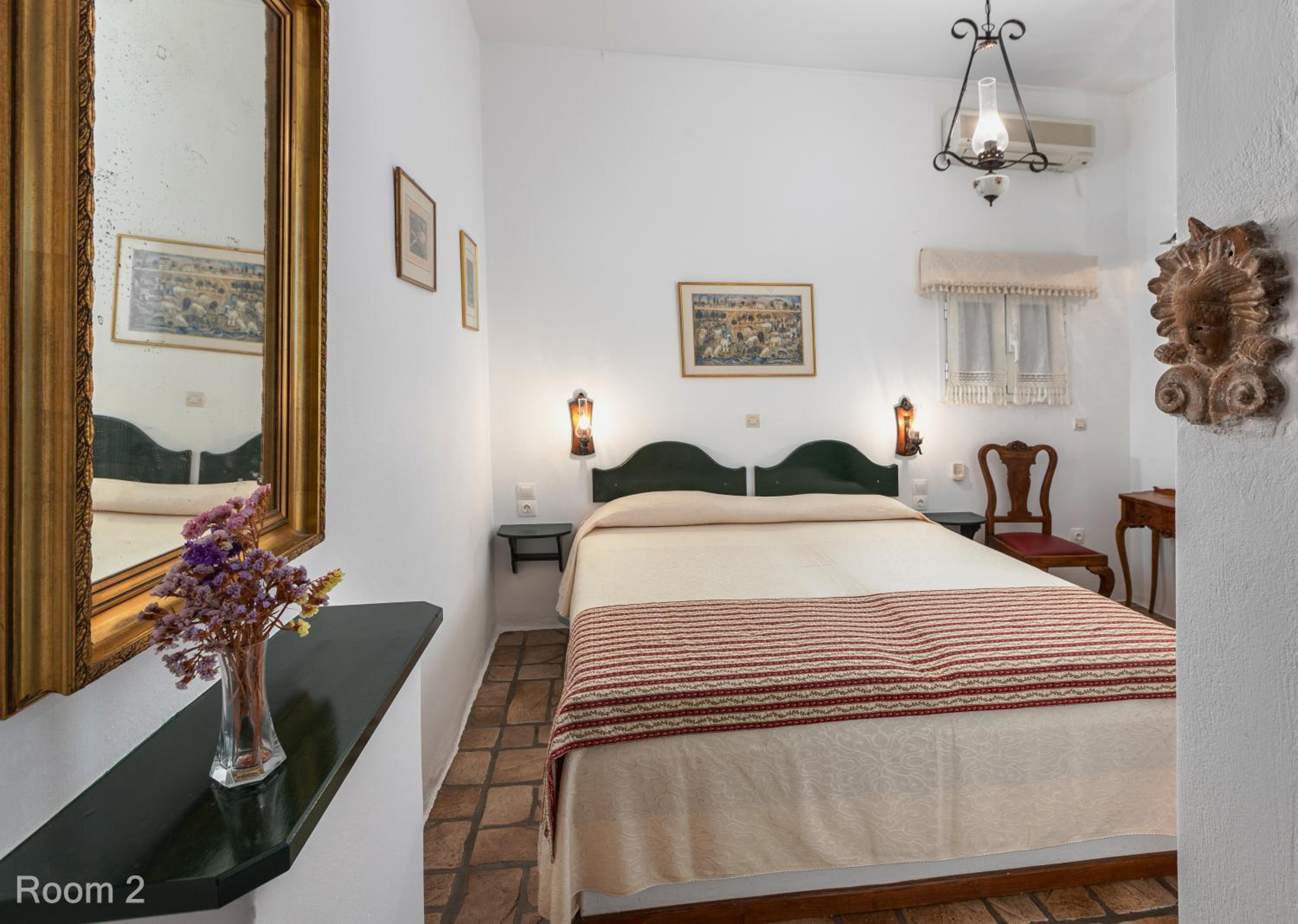 Standard Double Room - Photo 7
