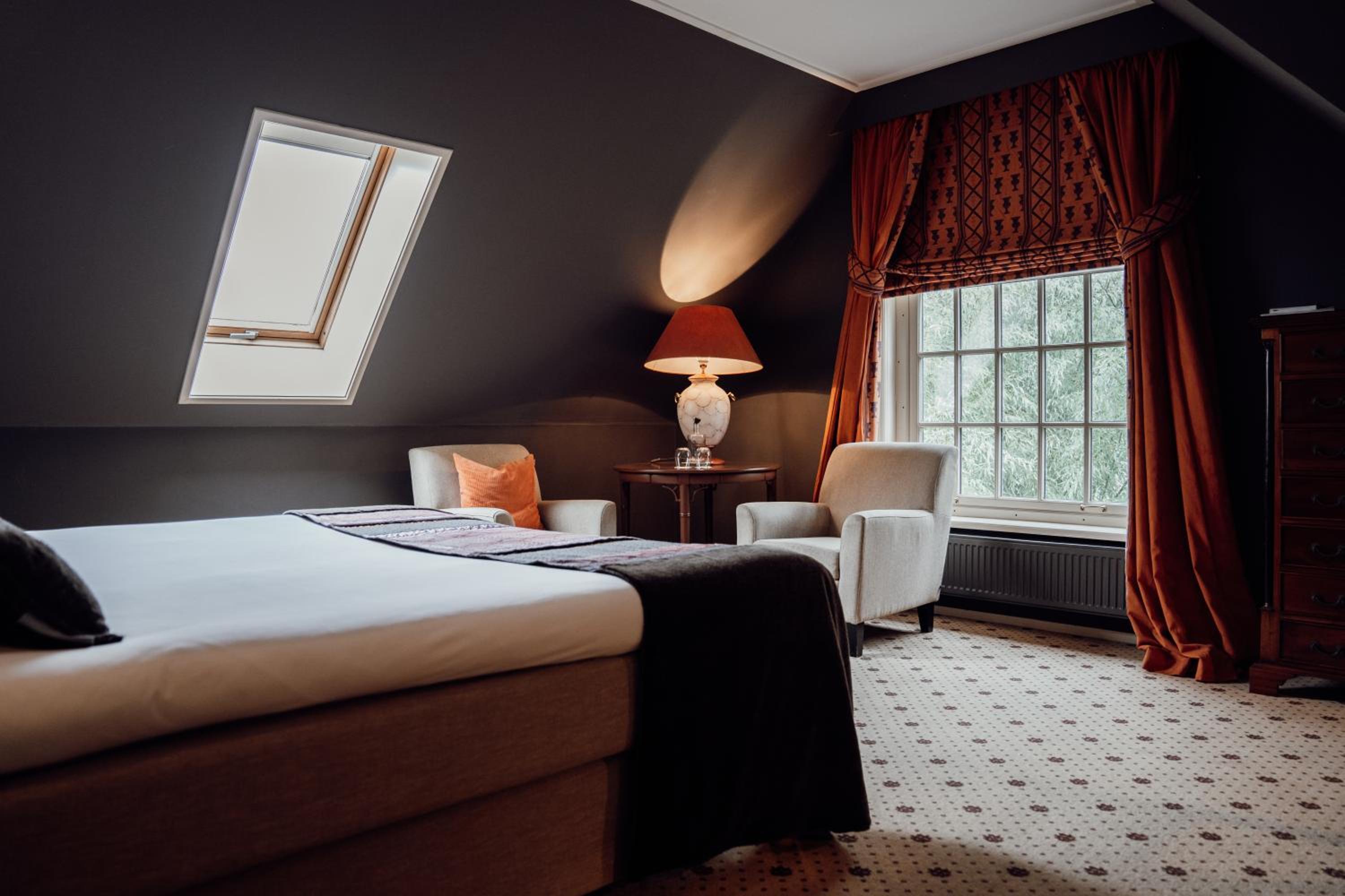 Special Offer - Deluxe Double or Twin Room photo 3