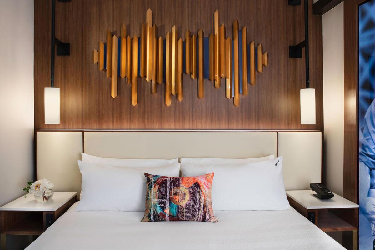 Superior King Room - Photo 1