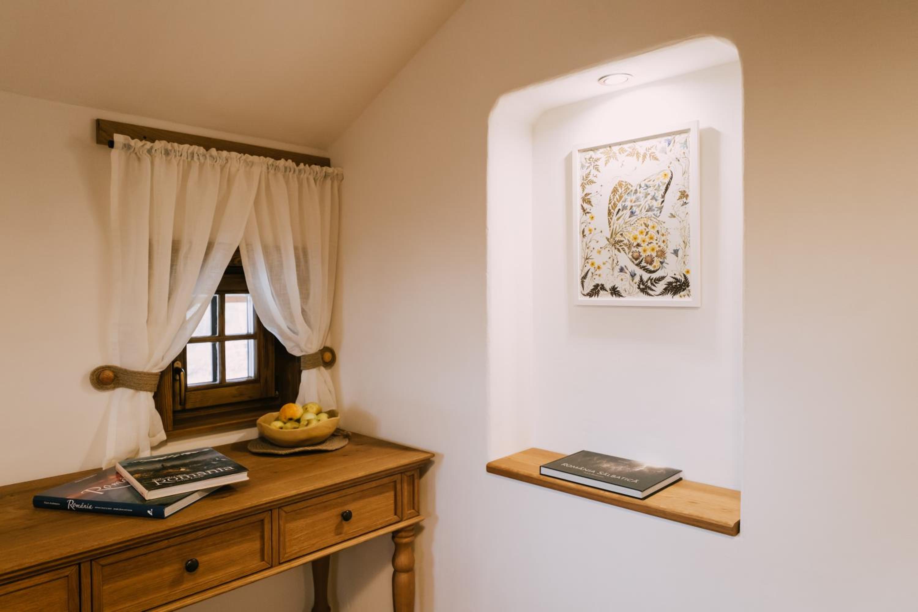 Double Room - Photo 8