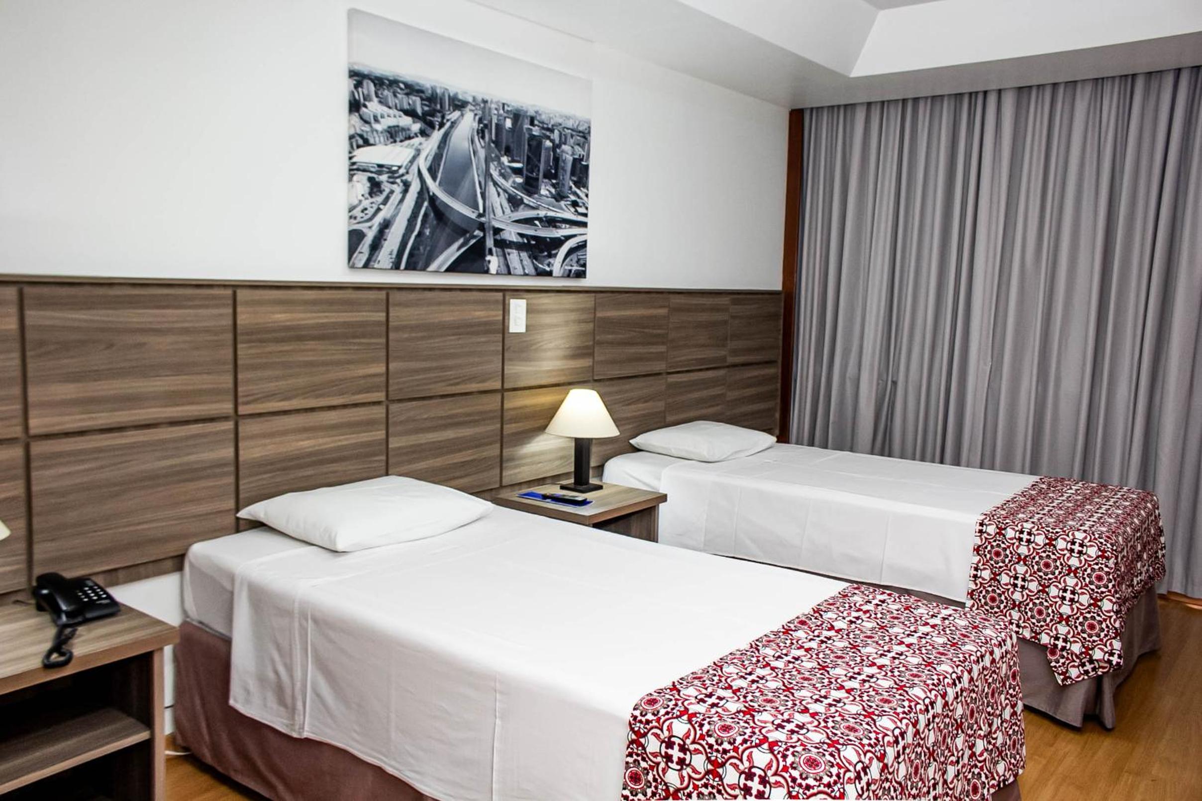 Standard Twin Room photo 2