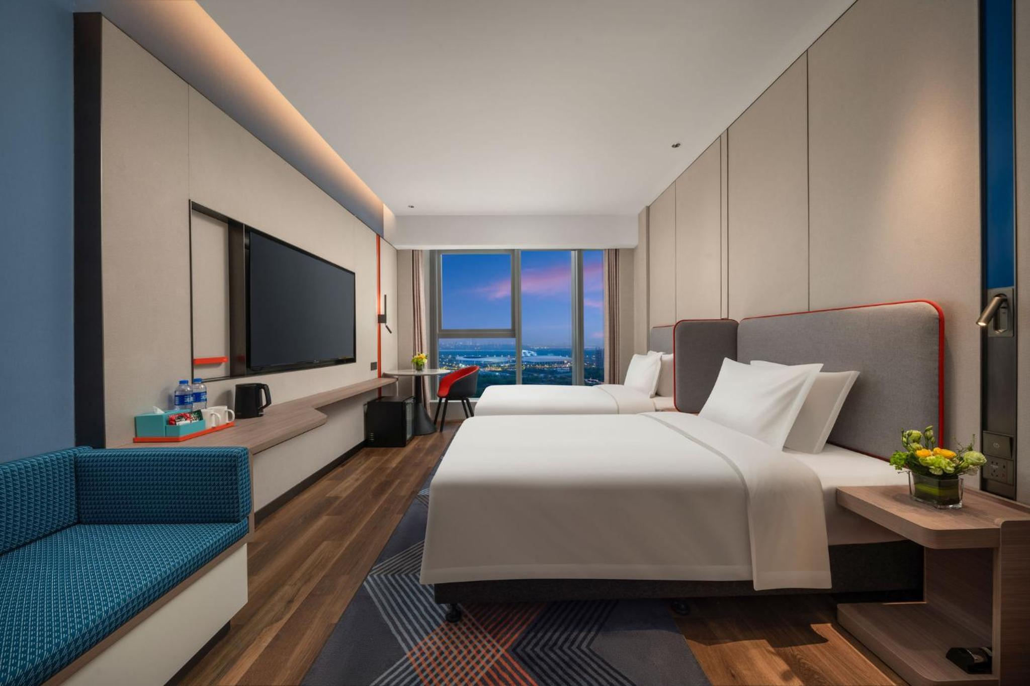High Floor Standard Twin Room
