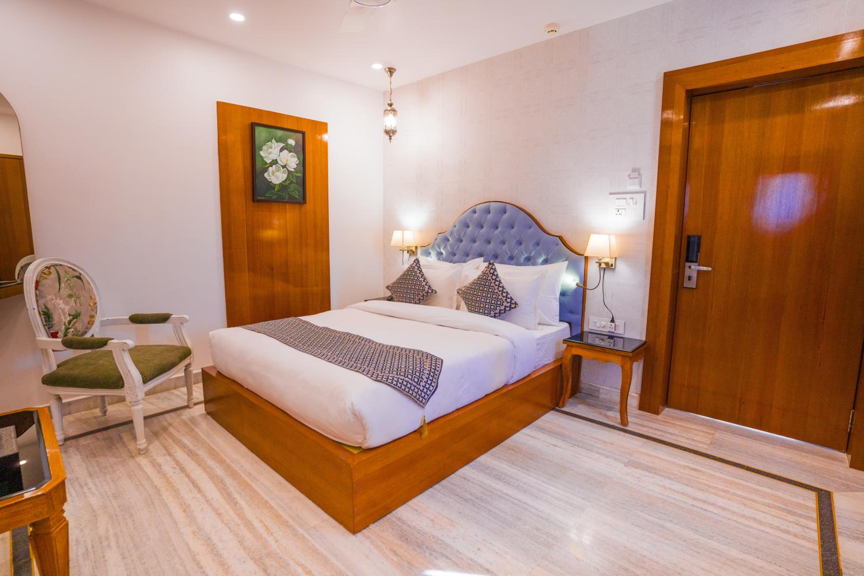 Standard Double Room - Photo 1