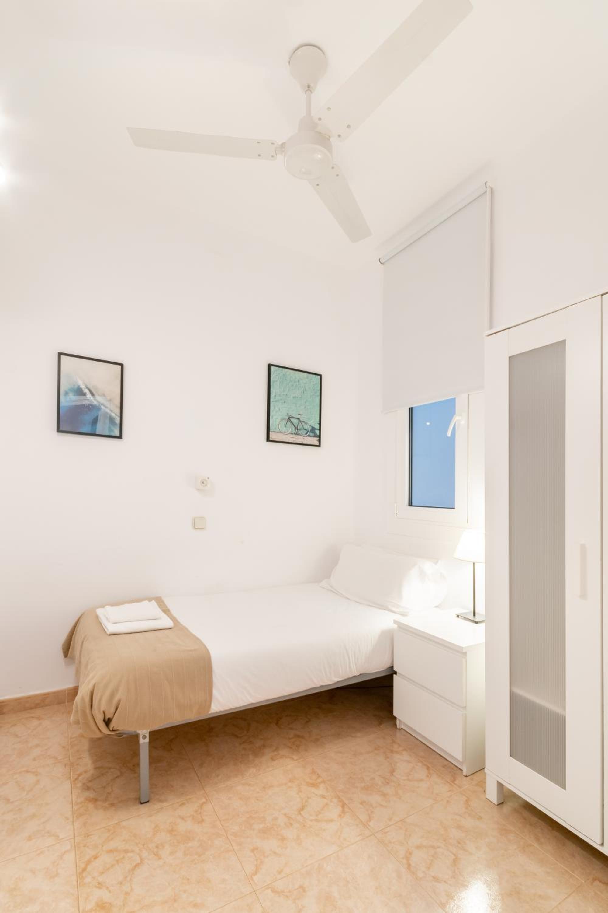 Apartment photo 2