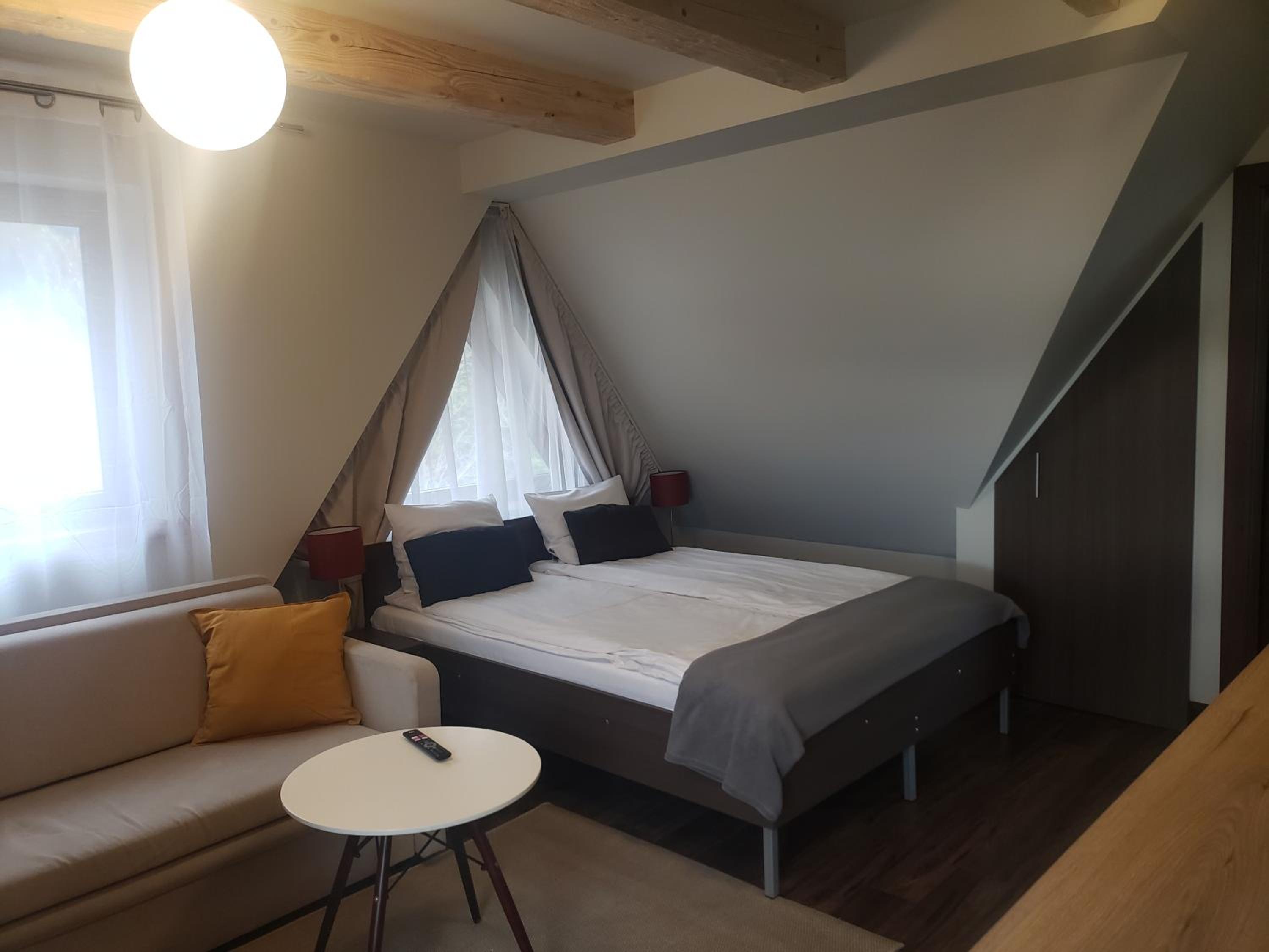 Deluxe Junior Suite (3 Guests) - Photo 3