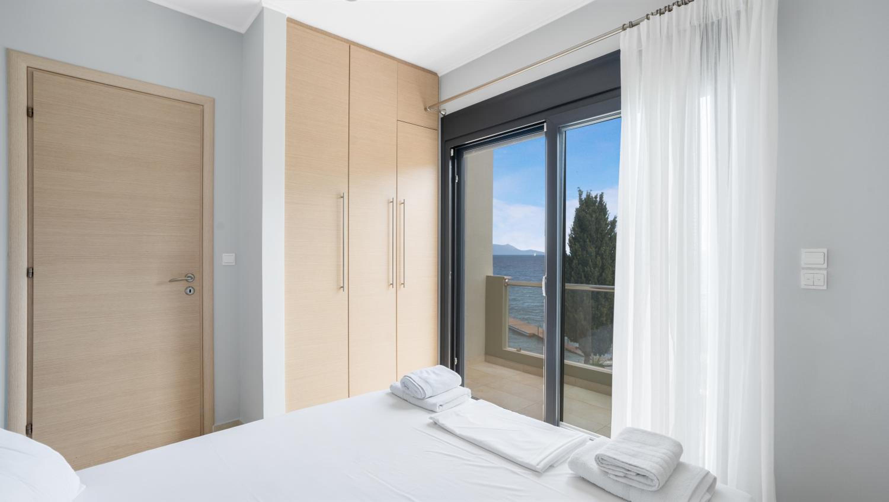 Two-Bedroom Apartment with Sea View (2-6 Adults)