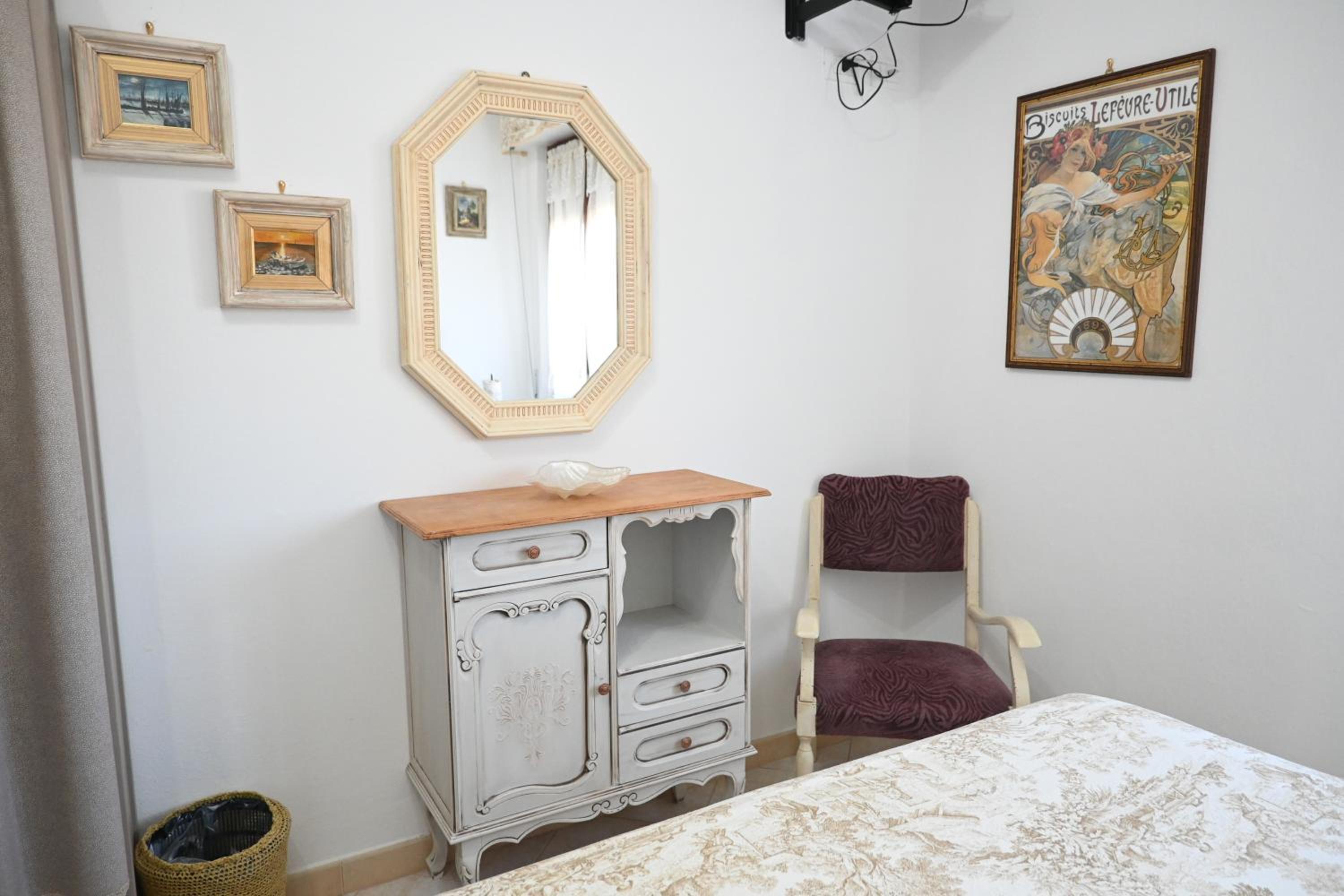 Small Double Room photo 3