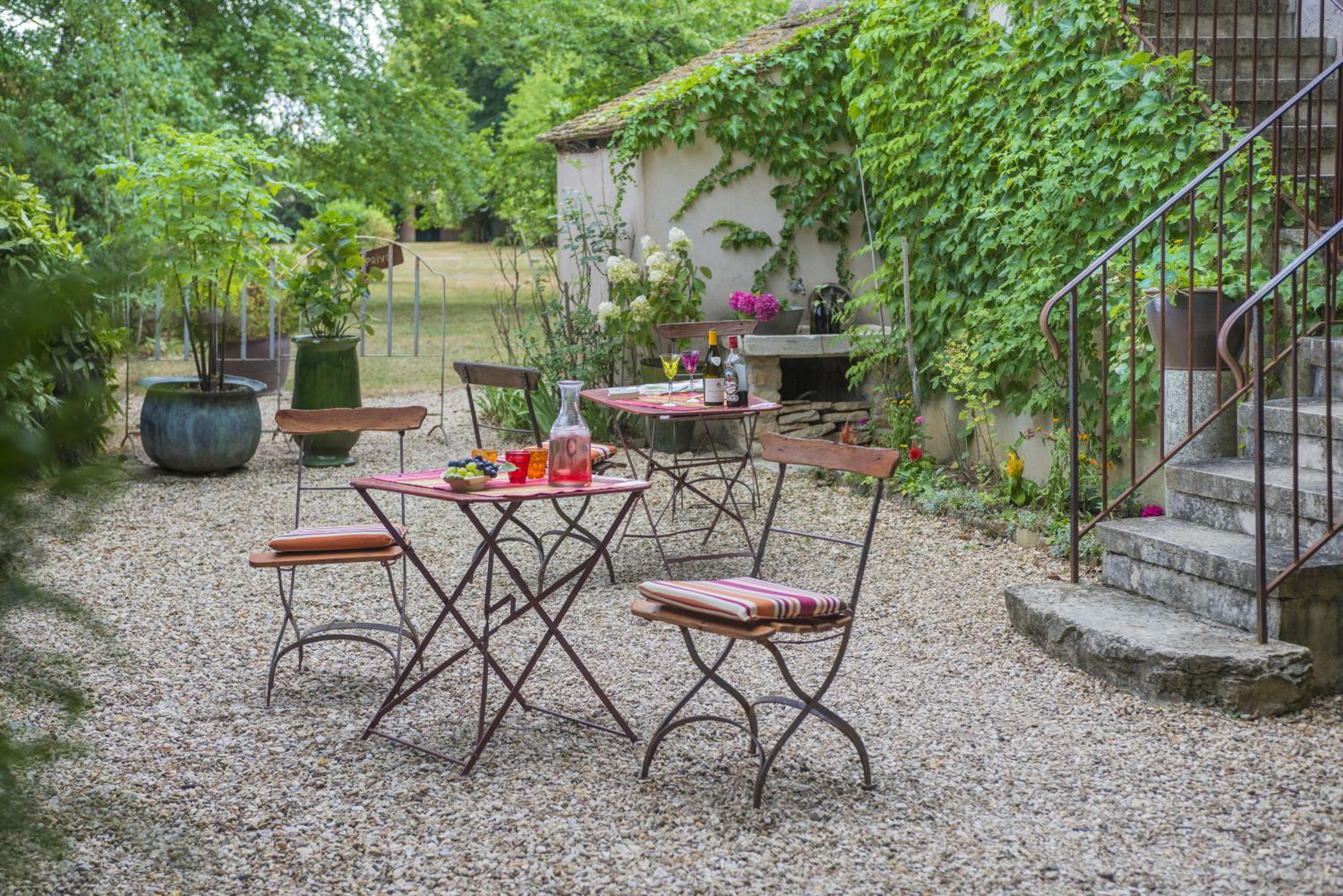 Apartment with Terrace - Photo 11