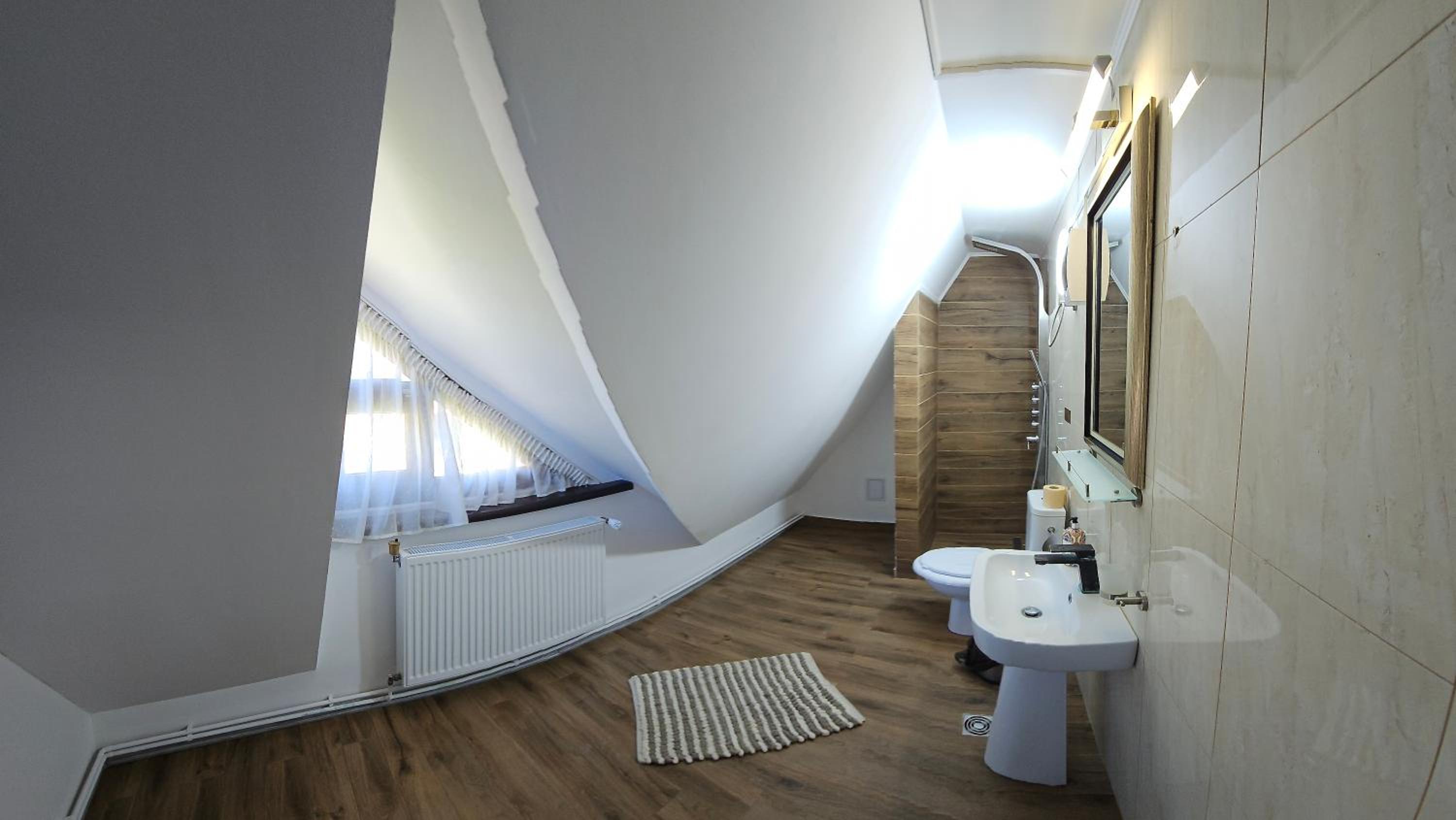 Deluxe Family Suite photo 2
