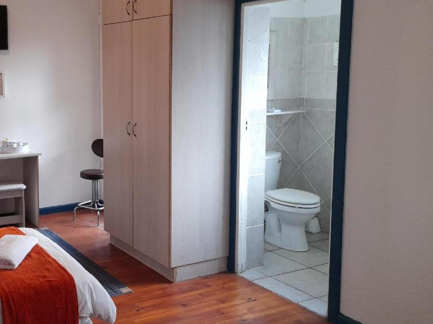 Classic Triple Room photo 2