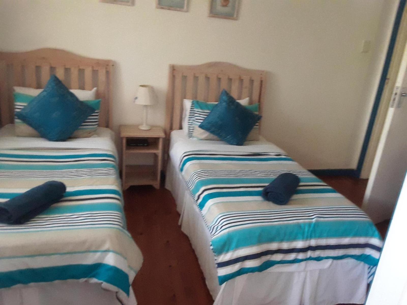 Standard Twin Room photo 2